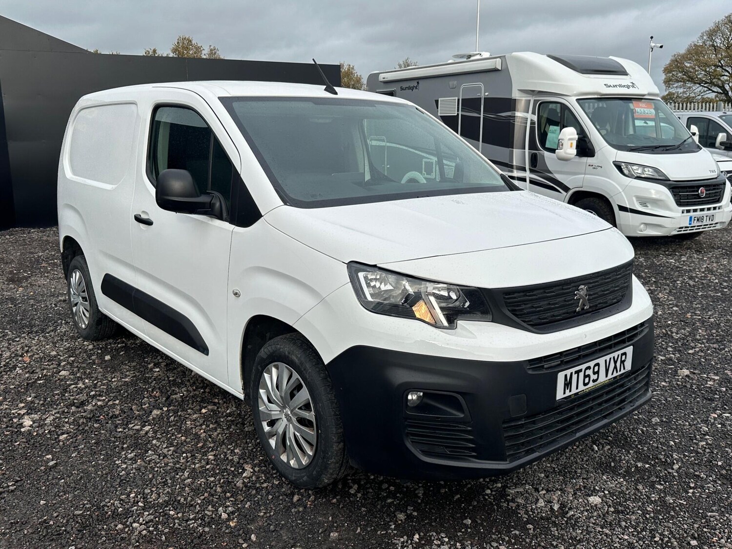 Used Peugeot Partner 2019 for sale - 76484874: Photo 11