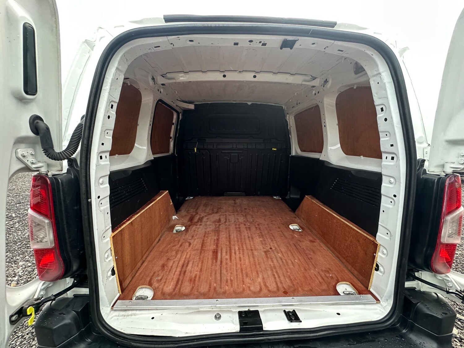 Used Peugeot Partner 2019 for sale - 76484874: Photo 17