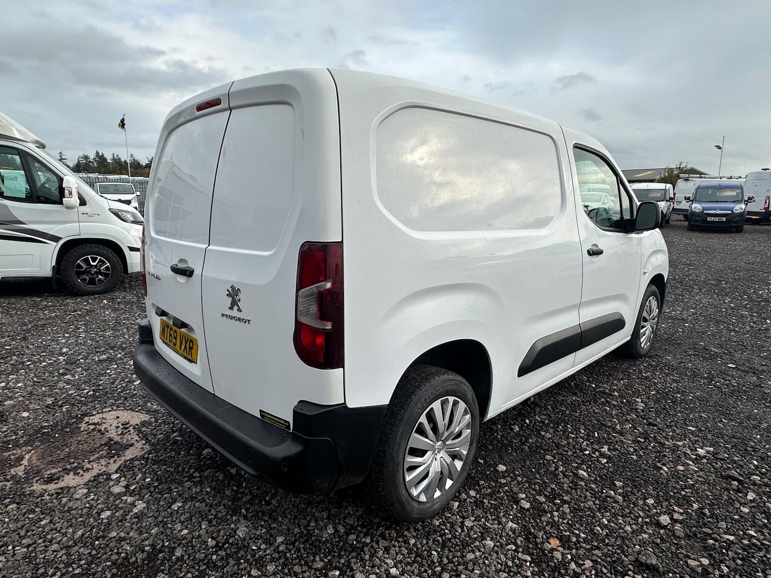 Used Peugeot Partner 2019 for sale - 76484874: Photo 9