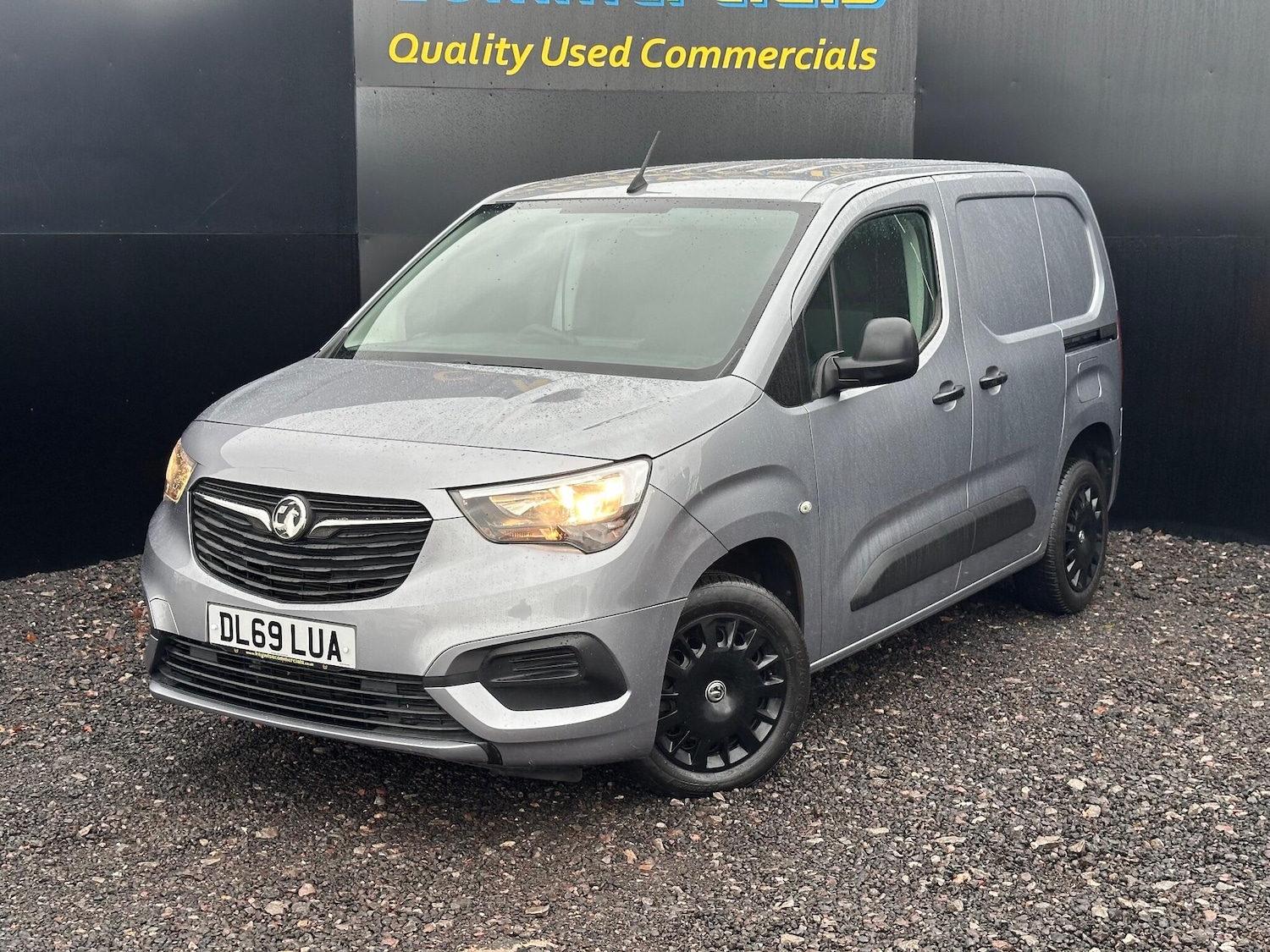 Used Vauxhall Combo 2019 for sale - 77637661: Photo 3