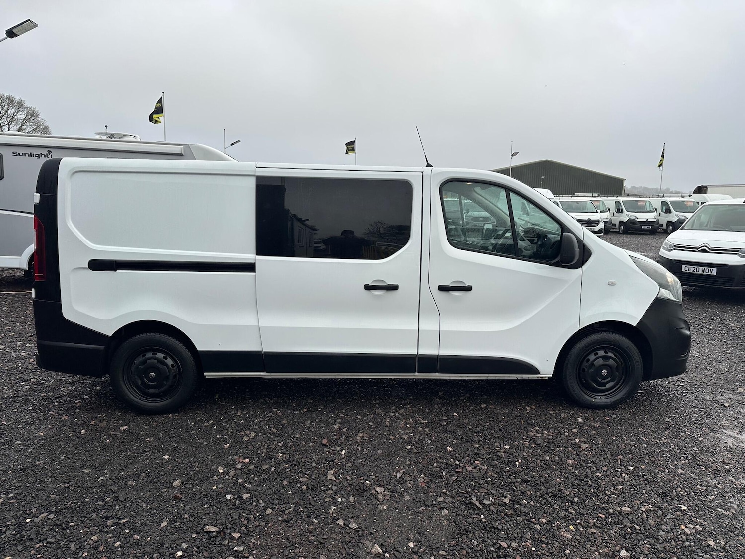 Used Vauxhall Vivaro 2017 for sale - 77279346: Photo 9