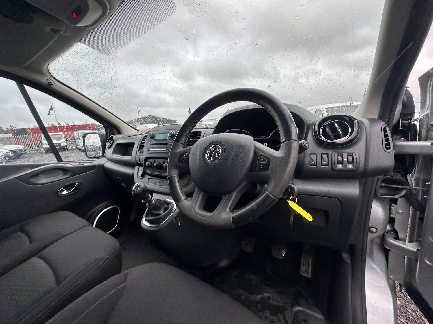 Used Vauxhall Vivaro for sale - 77266568: Photo 13