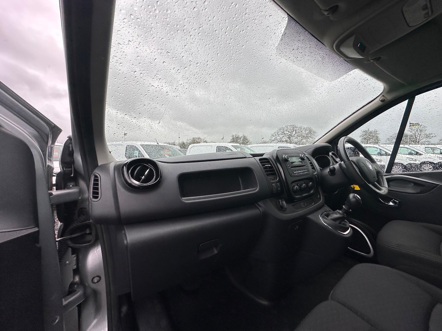 Used Vauxhall Vivaro for sale - 77266568: Photo 24