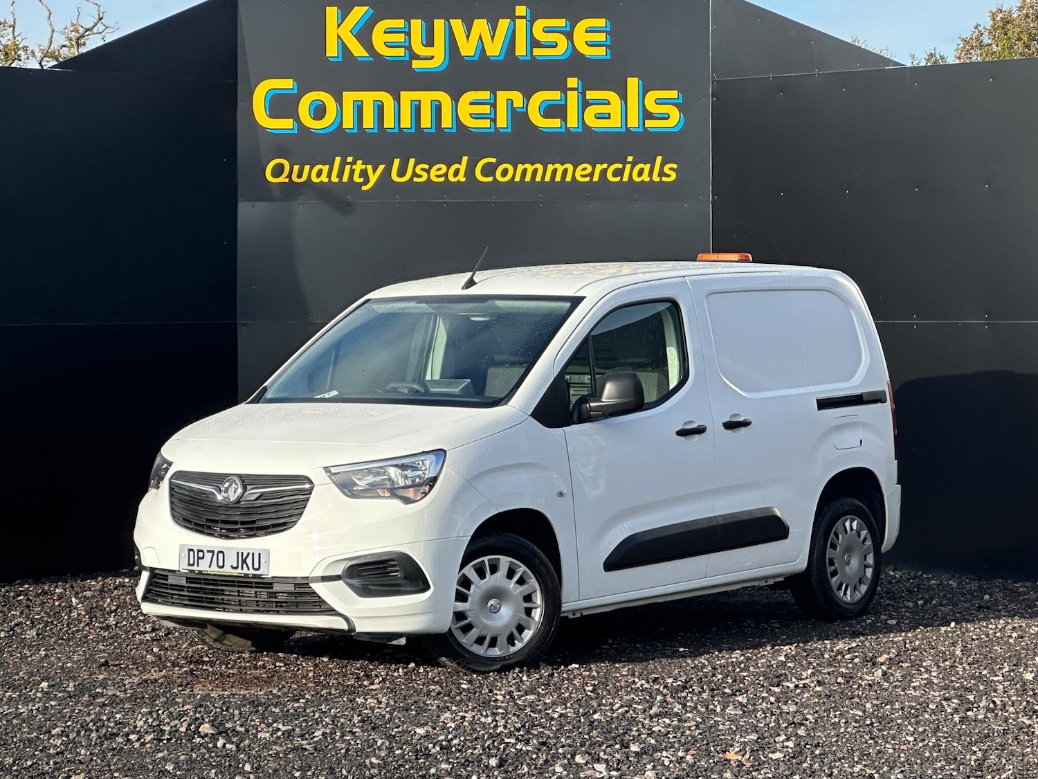 Used Vauxhall Combo 2020 for sale - 76408621: Photo 1