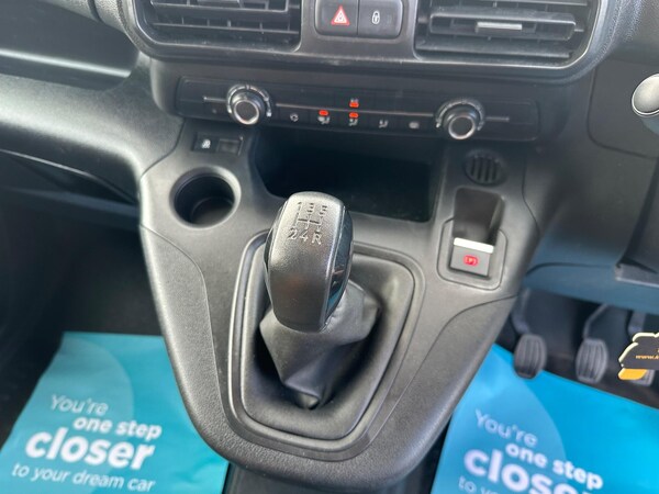 Used Peugeot Partner 2020 for sale - 75492392: Photo 24