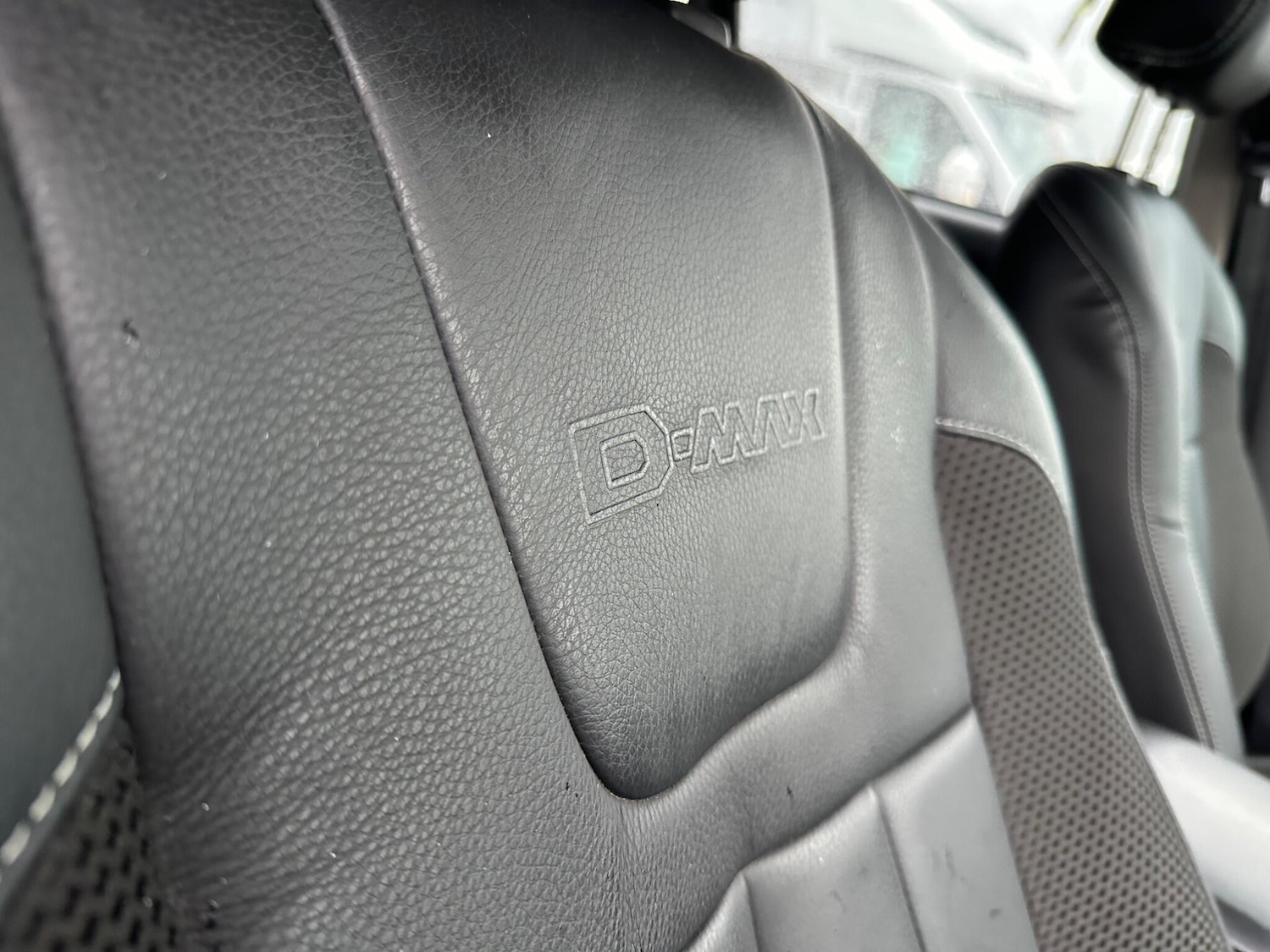 Used Isuzu D-Max 2015 for sale - 76584339: Photo 19