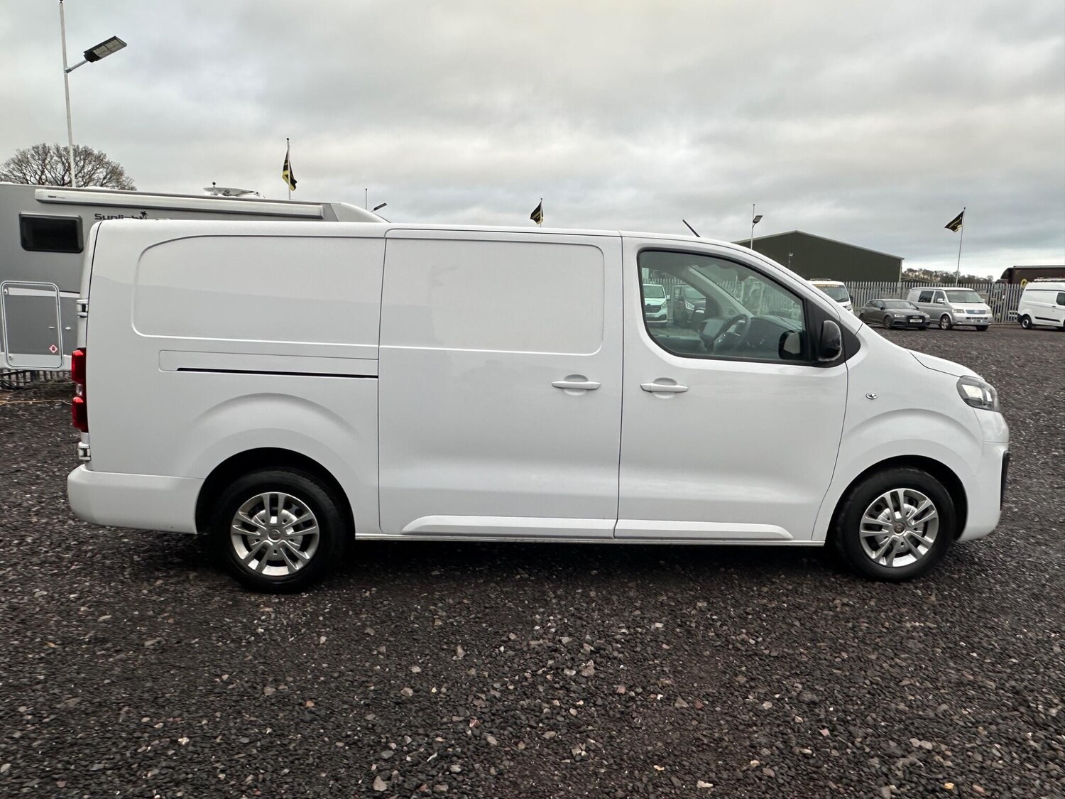 Used Vauxhall Vivaro 2022 for sale - 76727392: Photo 9