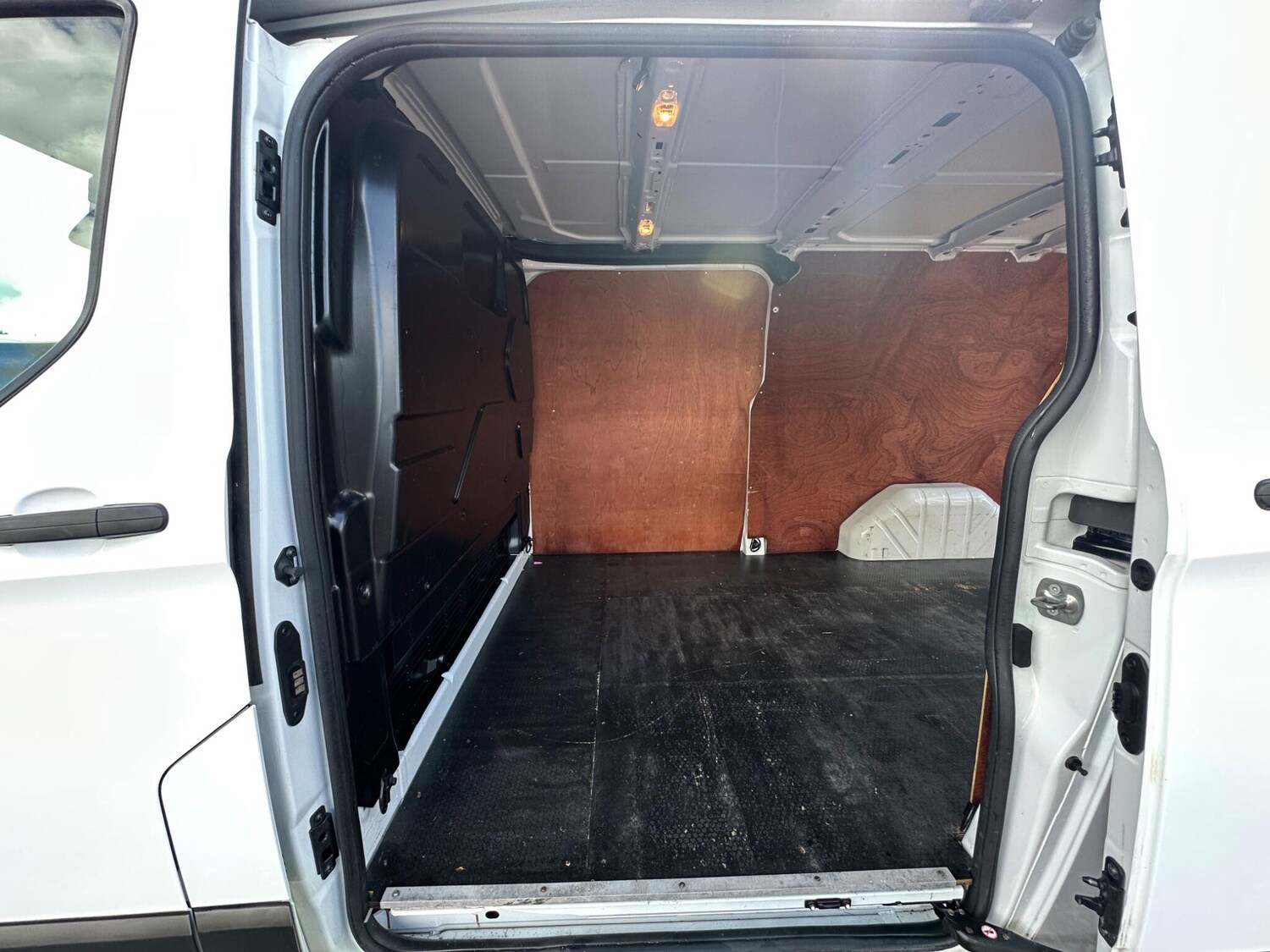 Vehicle 28