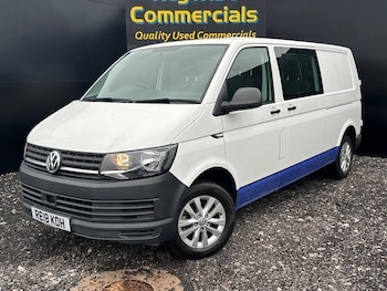 Used Volkswagen Transporter 2018 for sale - 79589624: Photo