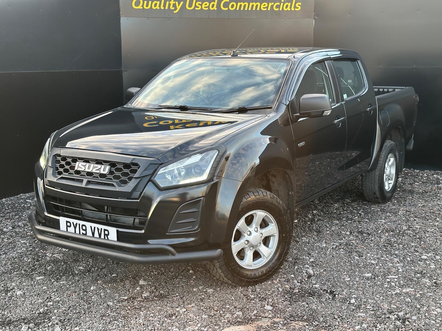 Used Isuzu D-Max 2019 for sale - 76964839: Photo 3