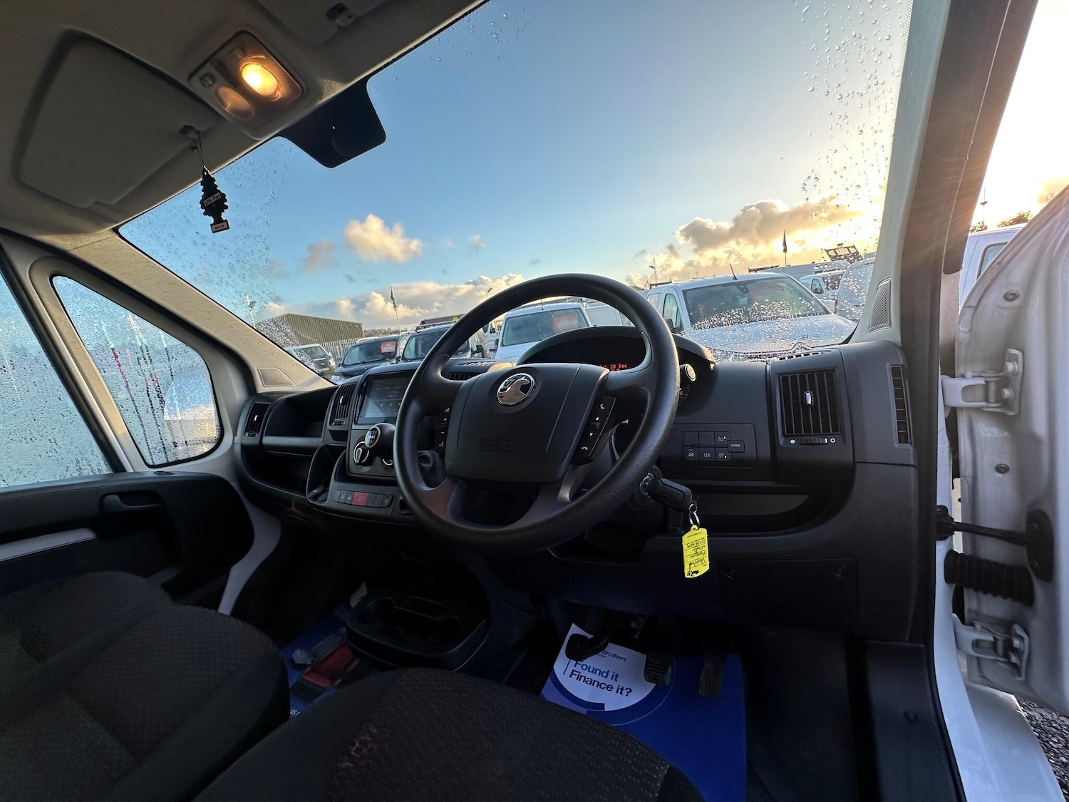 Used Vauxhall Movano 2024 for sale - 77015947: Photo 12