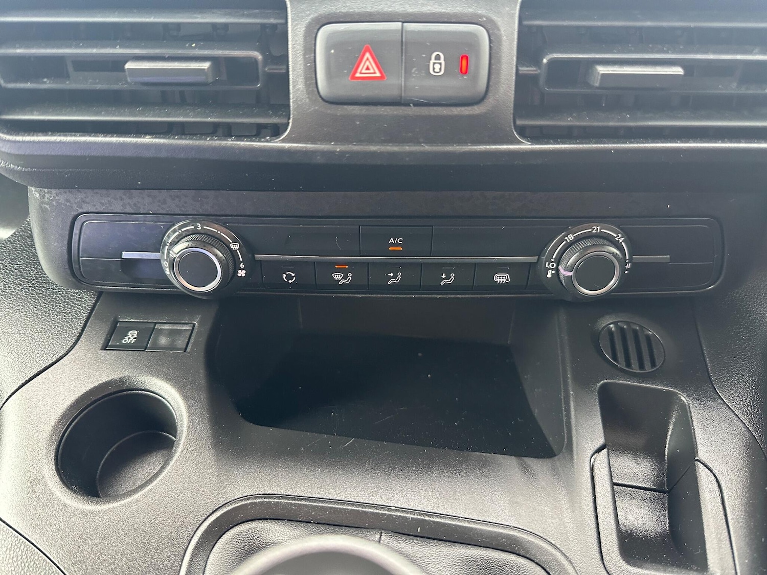 Used Vauxhall Combo 2020 for sale - 78020375: Photo 23