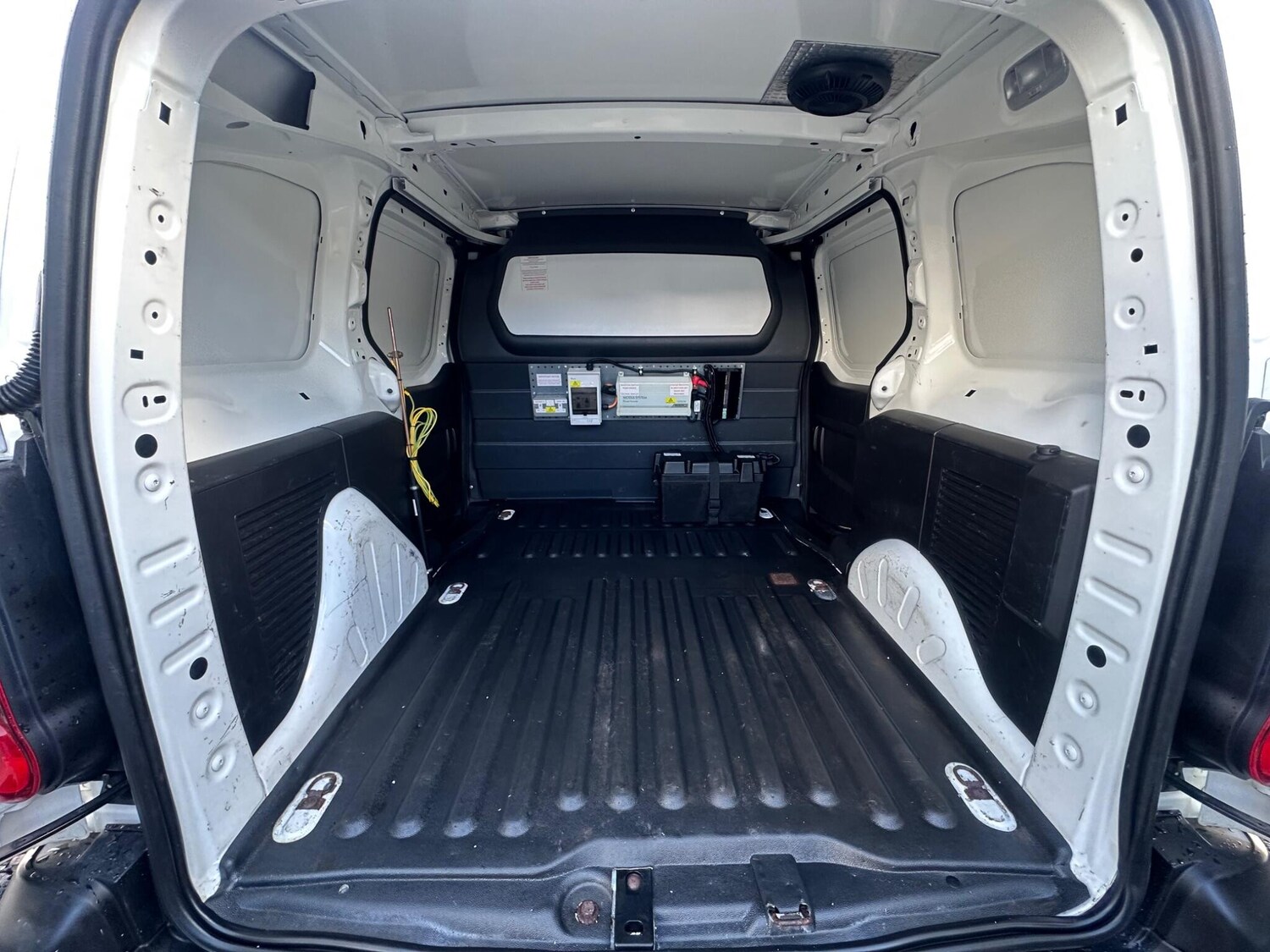 Used Peugeot Partner 2018 for sale - 76942501: Photo 17