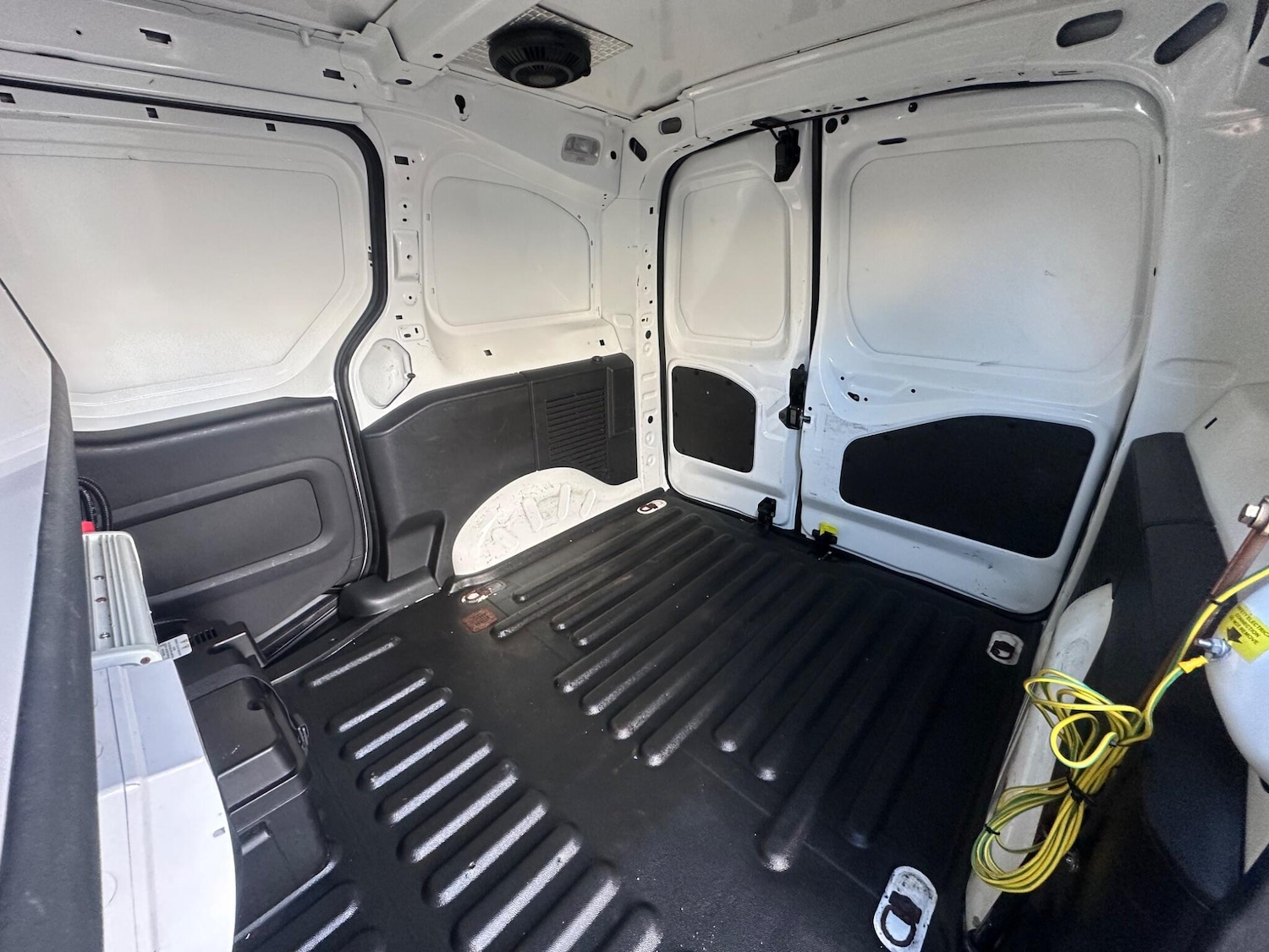 Used Peugeot Partner 2018 for sale - 76942501: Photo 19