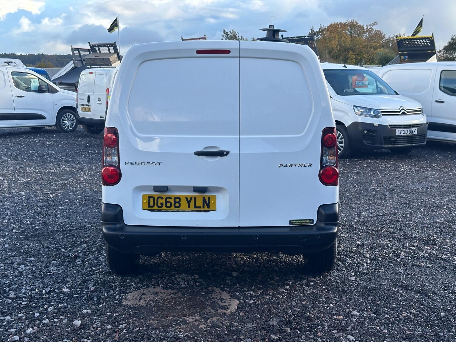 Used Peugeot Partner 2018 for sale - 76942501: Photo 7