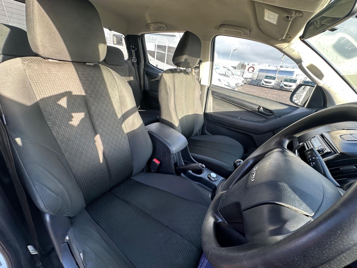 Used Isuzu D-Max 2020 for sale - 76991546: Photo 14