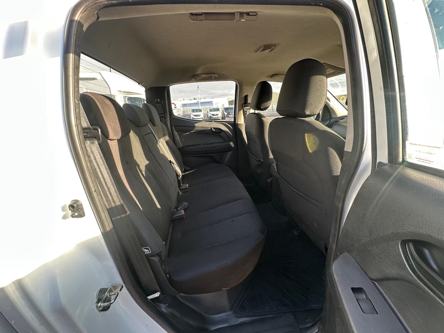 Used Isuzu D-Max 2020 for sale - 76991546: Photo 16