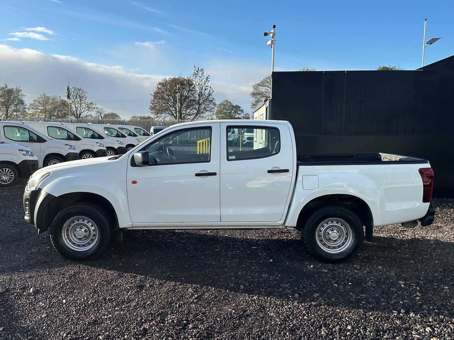 Used Isuzu D-Max 2020 for sale - 76991546: Photo 5