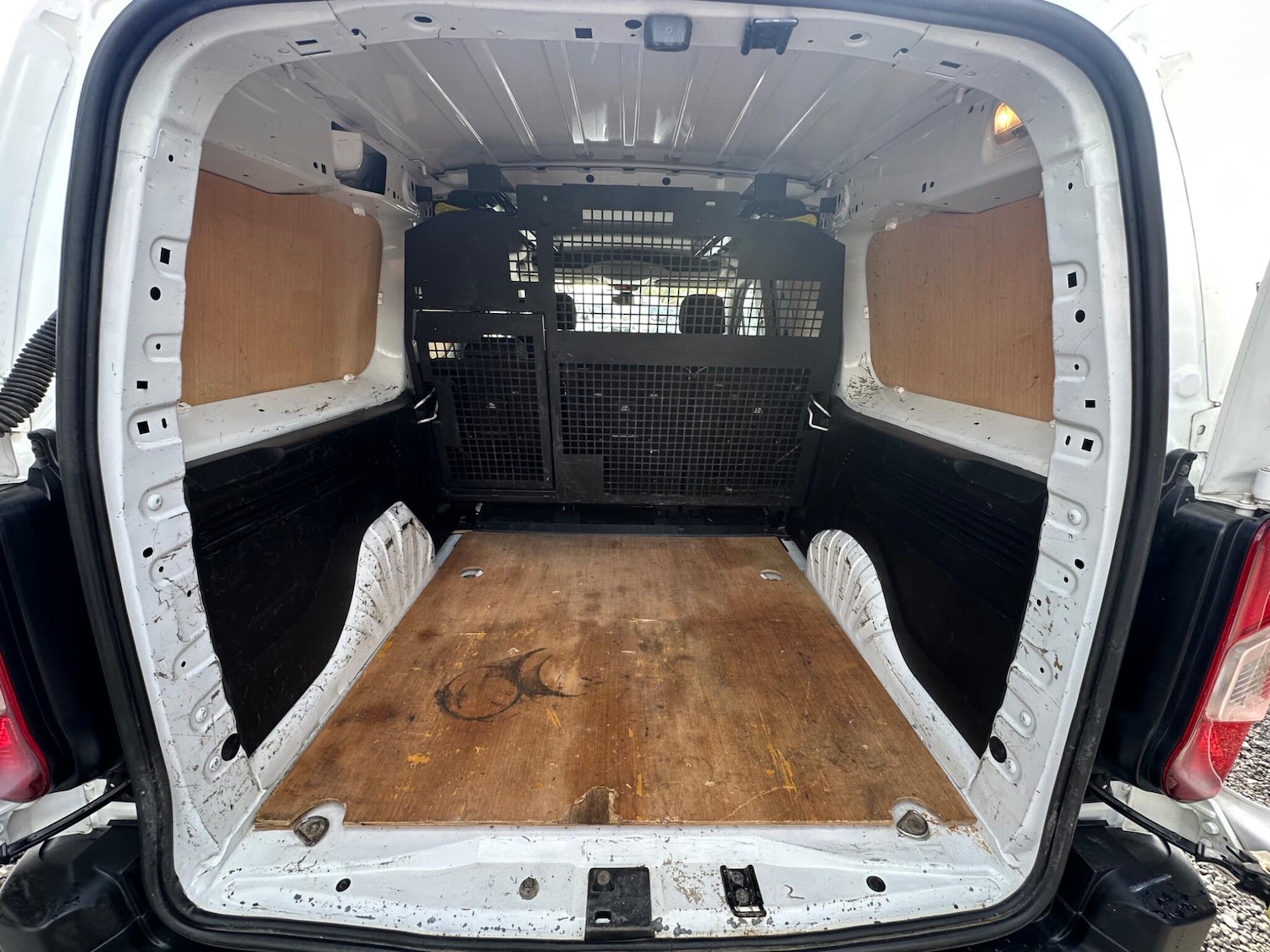 Used Peugeot Partner 2022 for sale - 76388133: Photo 17