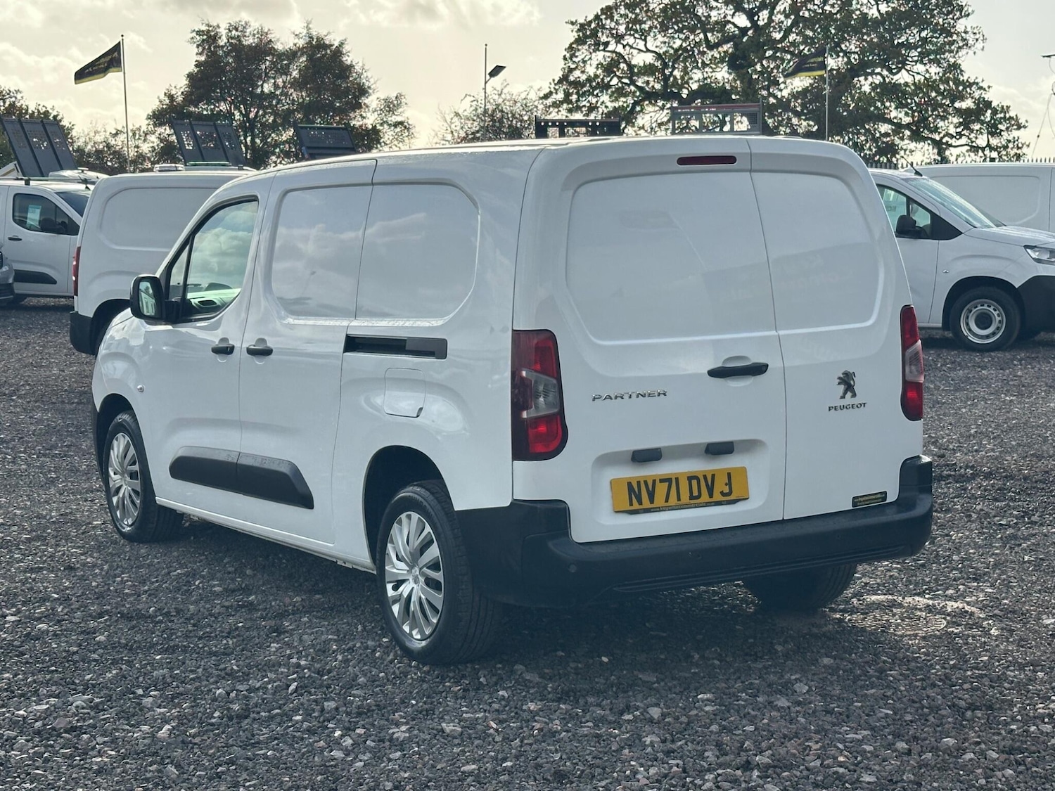 Used Peugeot Partner 2022 for sale - 76388133: Photo 6