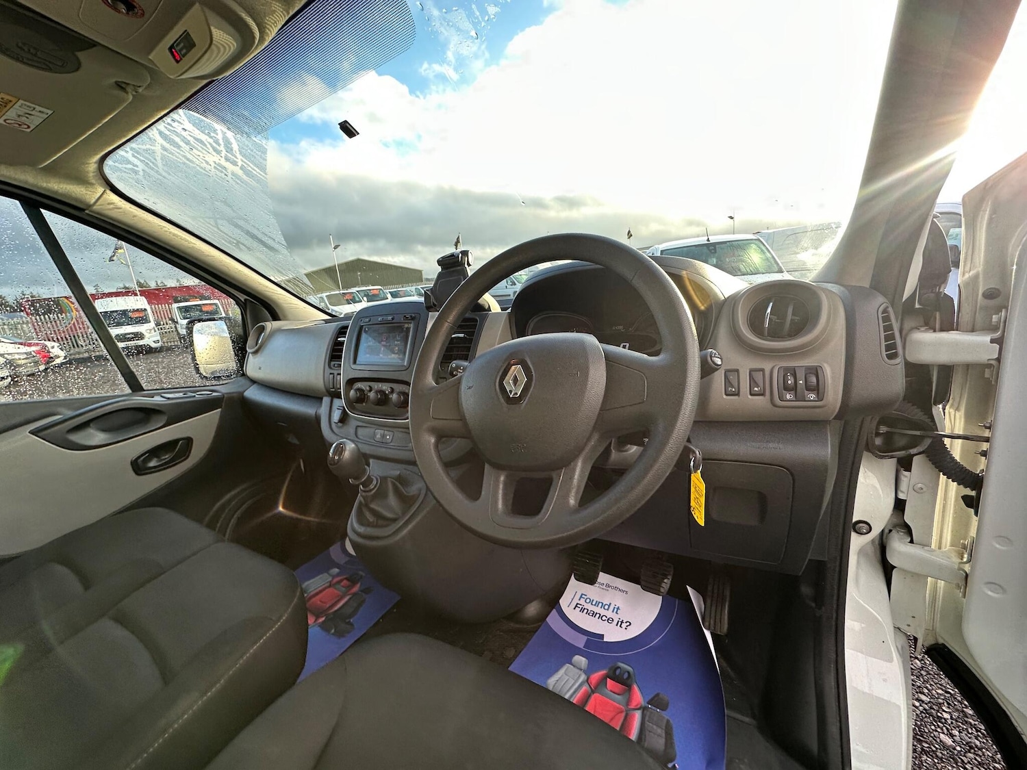 Used Renault Trafic 2020 for sale - 77425815: Photo 12