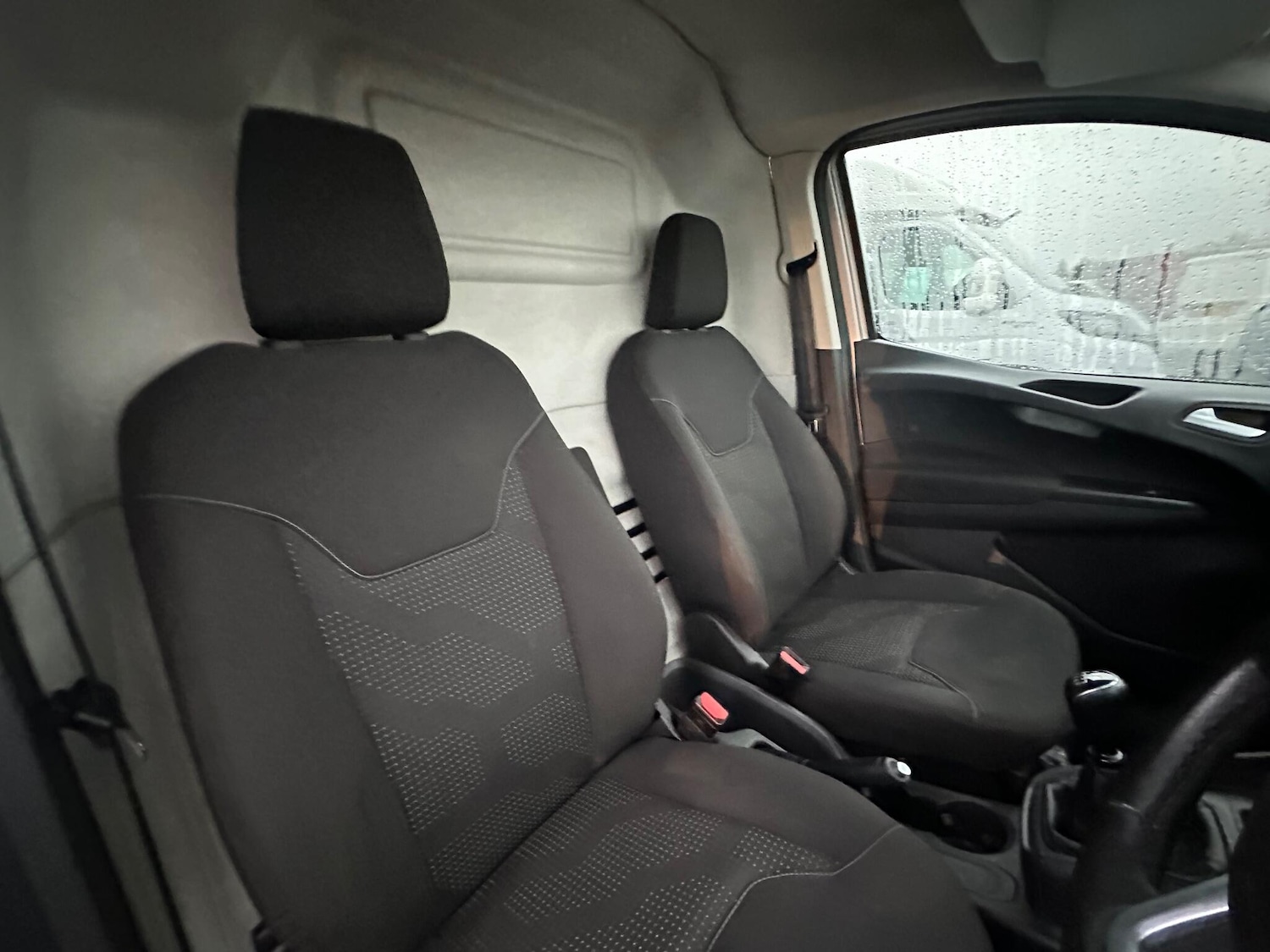 Used Ford Transit Courier 2020 for sale - 76975774: Photo 15