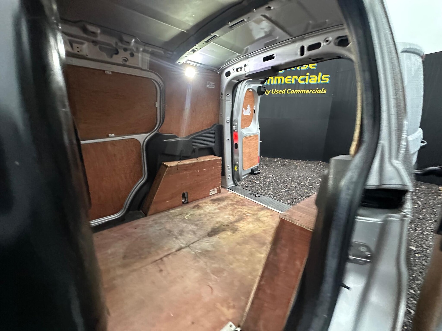 Used Ford Transit Courier 2020 for sale - 76975774: Photo 18