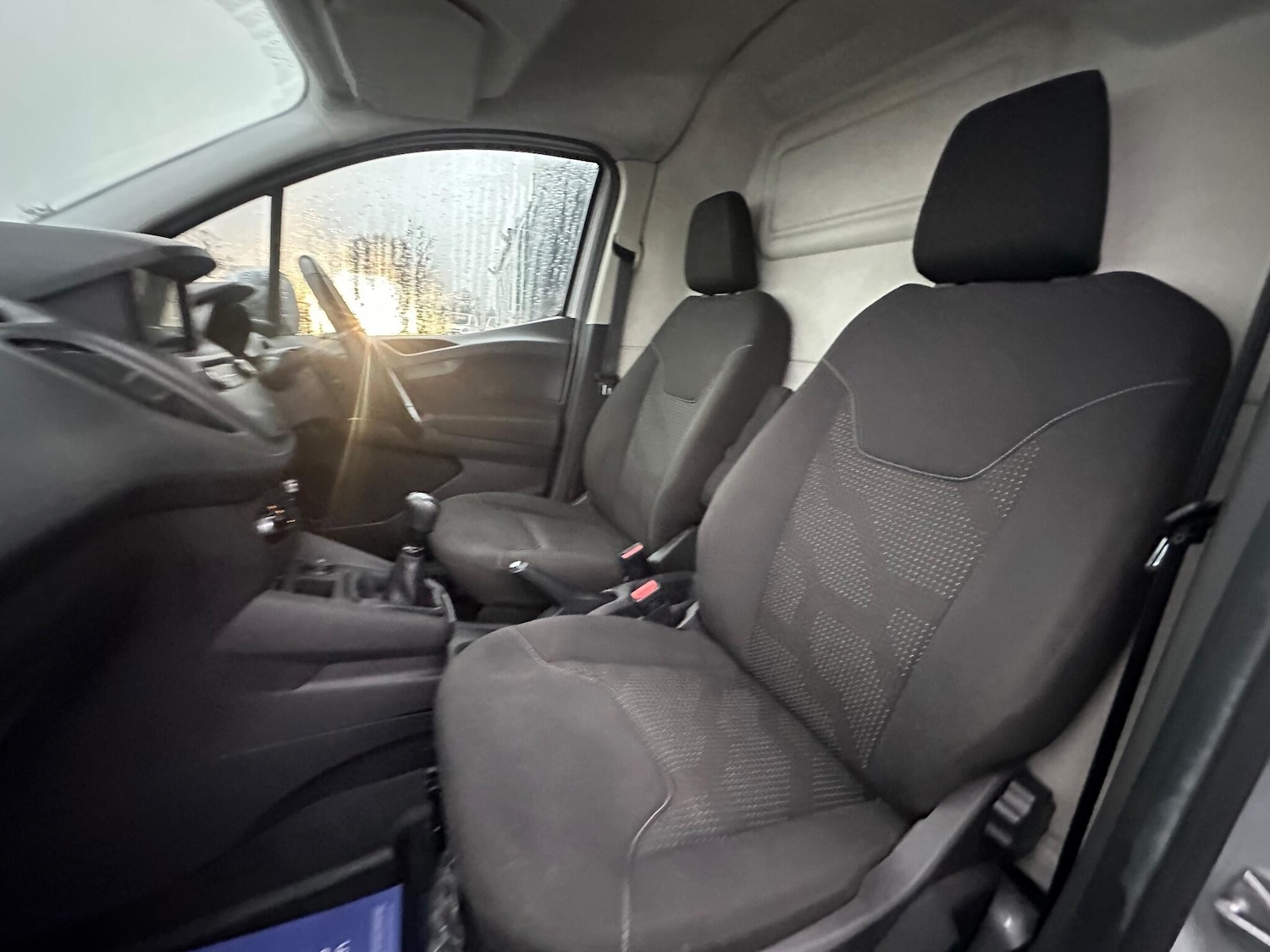 Used Ford Transit Courier 2020 for sale - 76975774: Photo 19