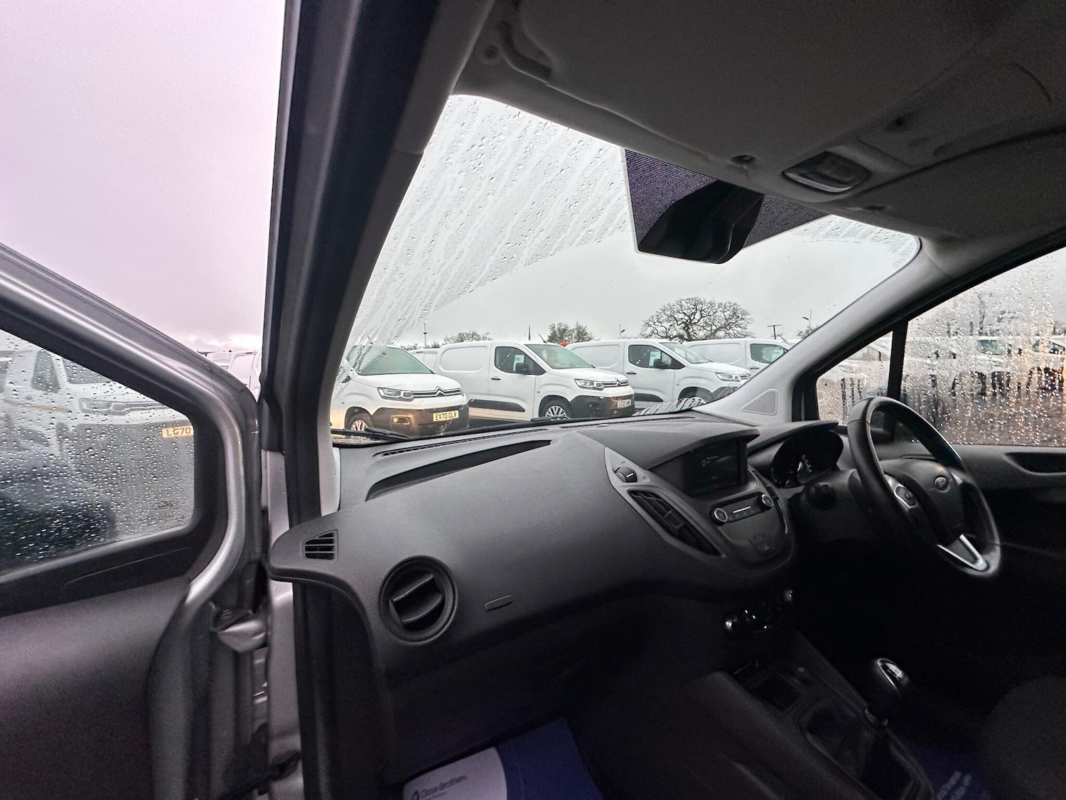 Used Ford Transit Courier 2020 for sale - 76975774: Photo 21