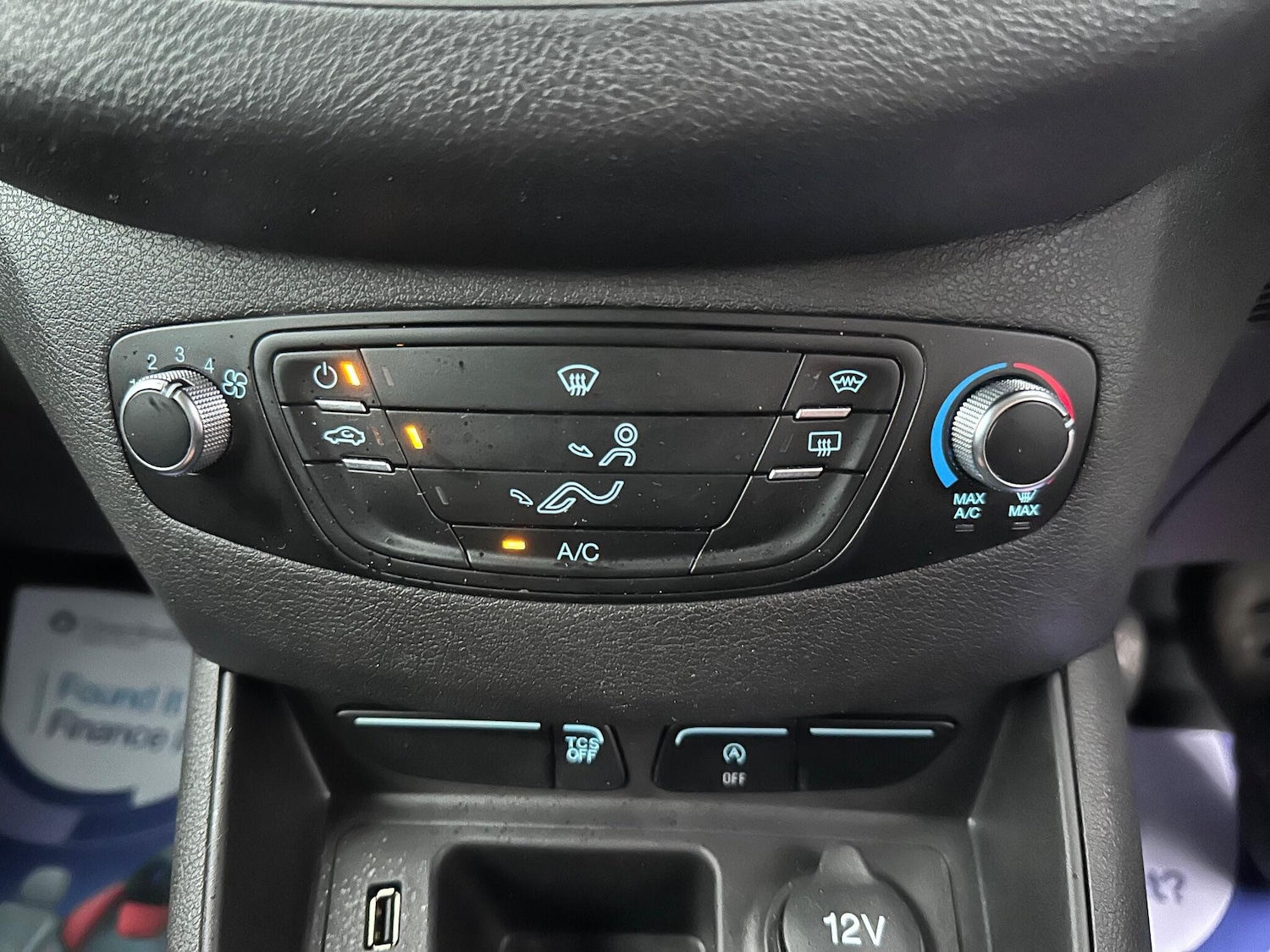 Used Ford Transit Courier 2020 for sale - 76975774: Photo 23