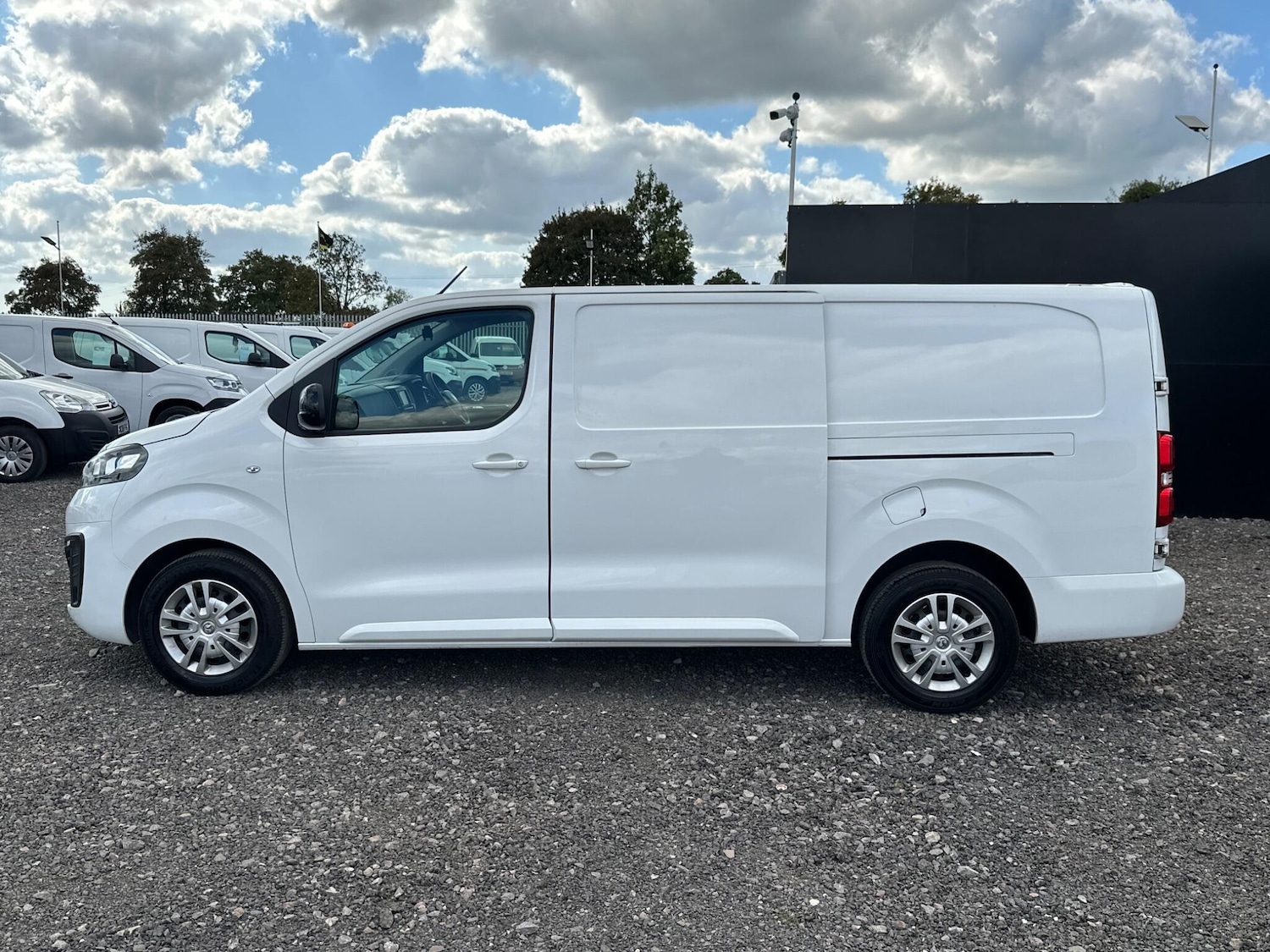 Used Vauxhall Vivaro 2022 for sale - 76992274: Photo 5
