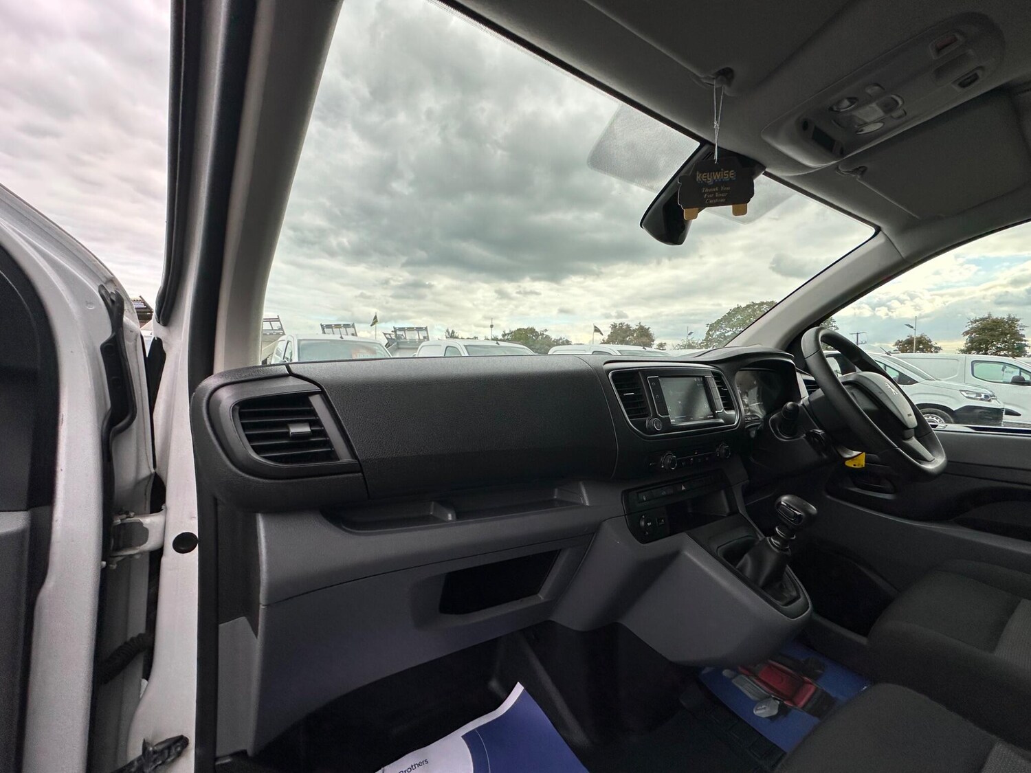 Used Peugeot Expert 2022 for sale - 76108544: Photo 23