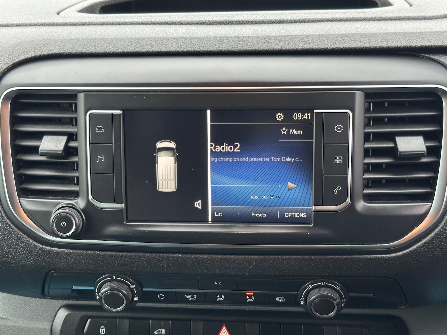 Used Toyota ProAce 2022 for sale - 76992527: Photo 24