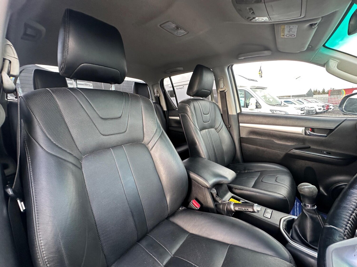 Used Toyota Hilux 2017 for sale - 77468168: Photo 16