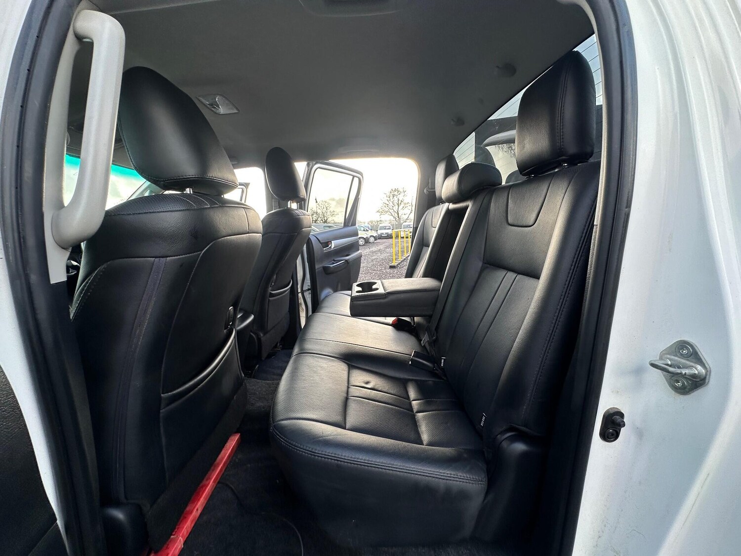 Used Toyota Hilux 2017 for sale - 77468168: Photo 19