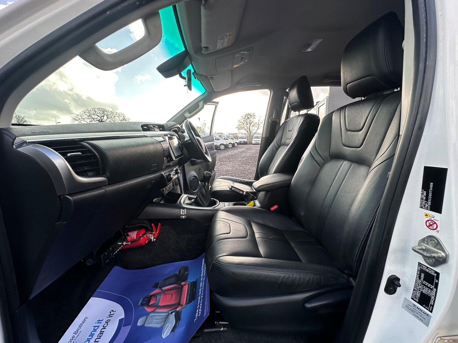 Used Toyota Hilux 2017 for sale - 77468168: Photo 21