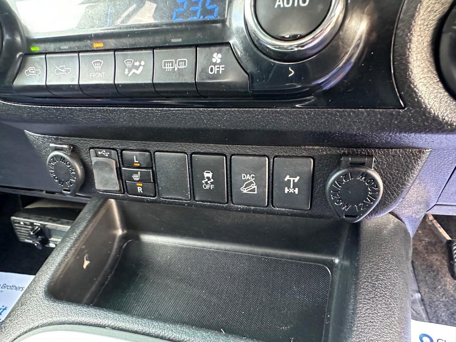 Used Toyota Hilux 2017 for sale - 77468168: Photo 25