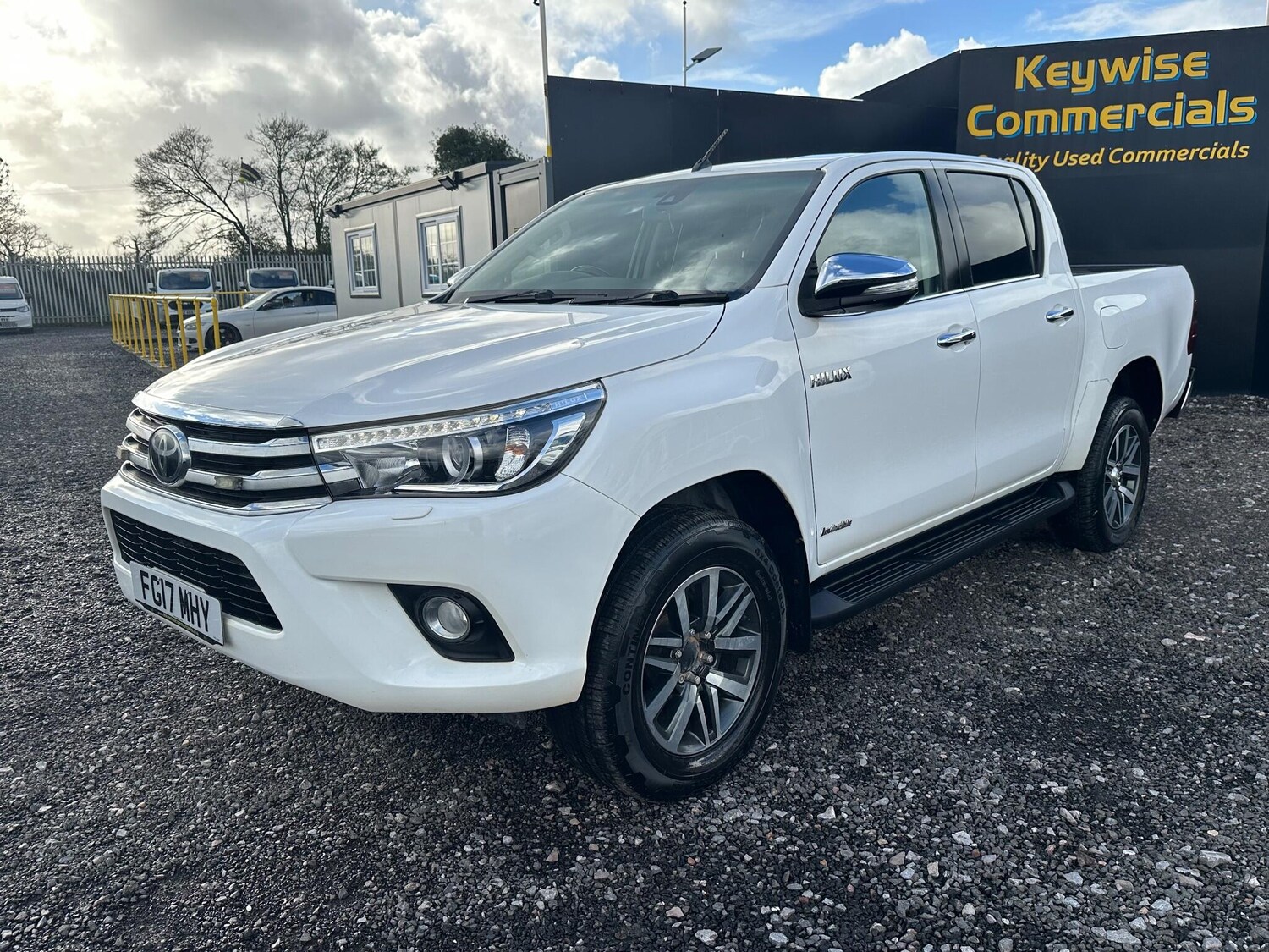 Used Toyota Hilux 2017 for sale - 77468168: Photo 5