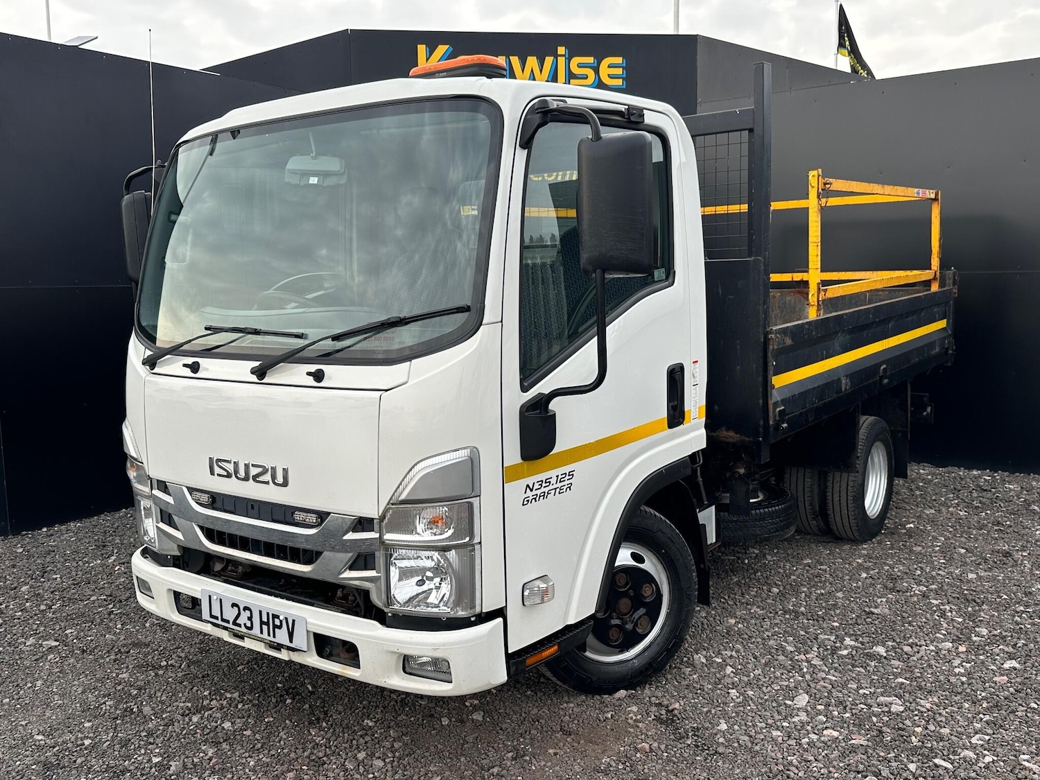 Used Isuzu Other 2023 for sale - 77769180: Photo 3