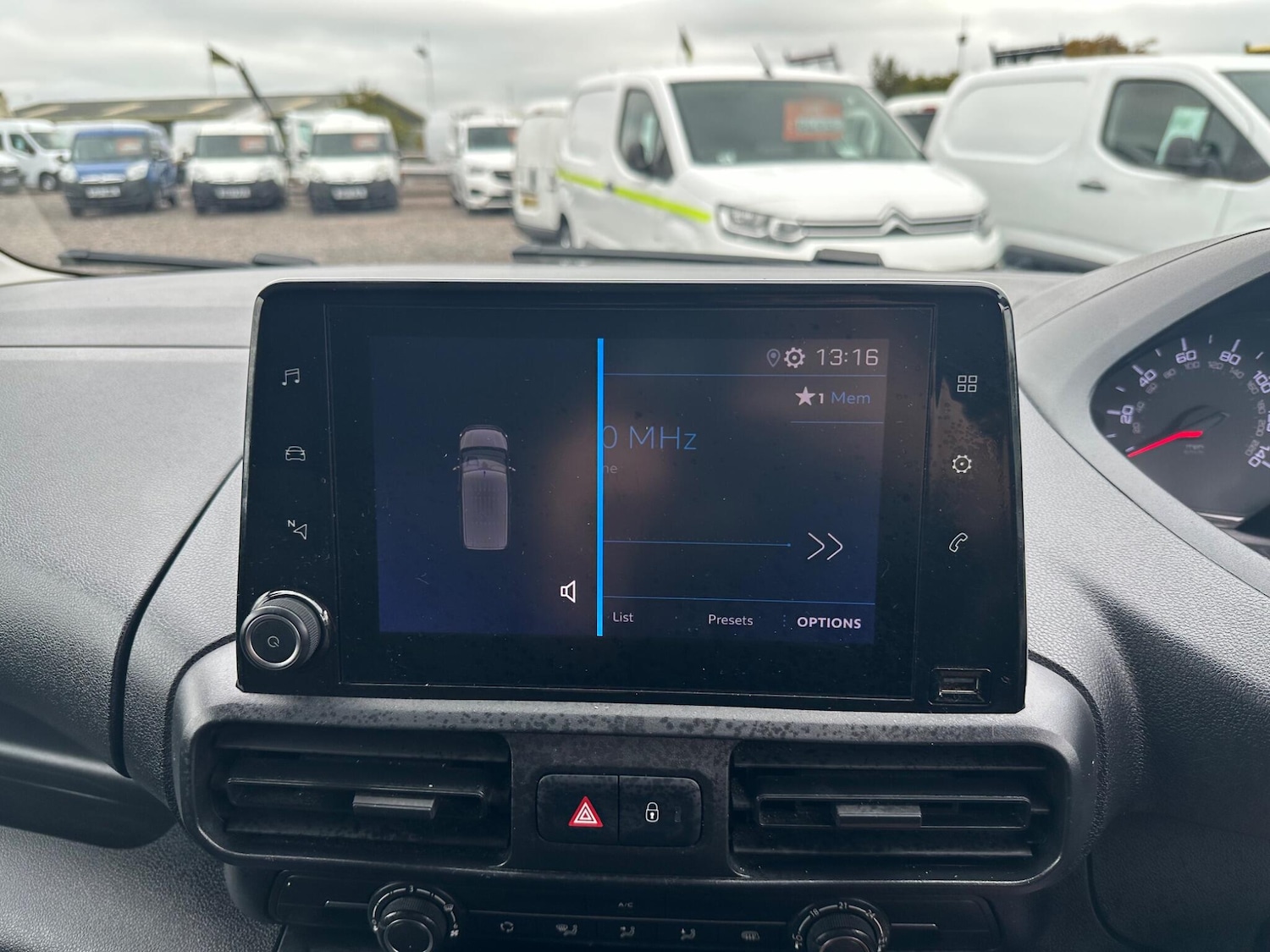 Used Peugeot Partner 2021 for sale - 76997373: Photo 18