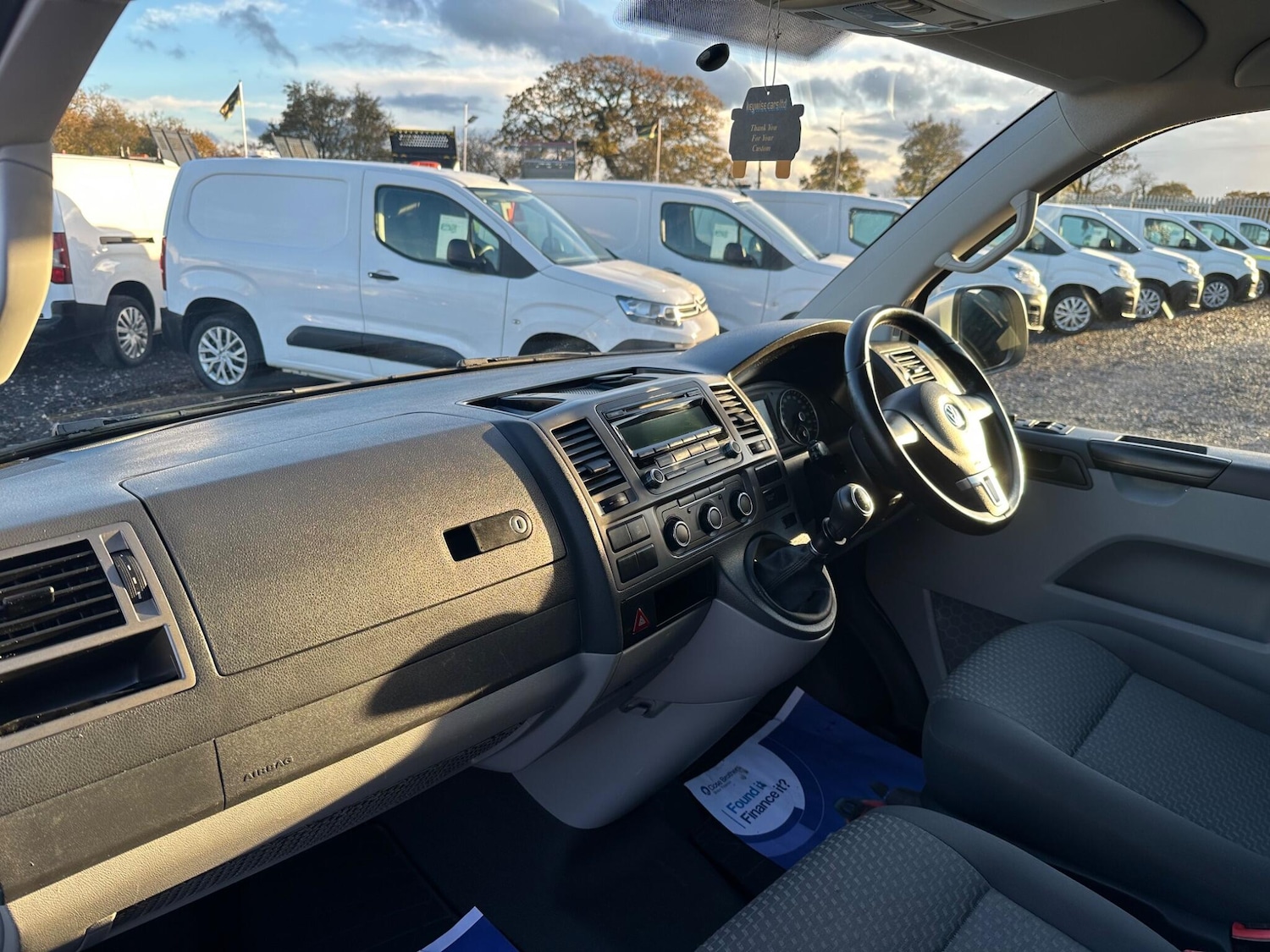 Used Volkswagen Transporter 2015 for sale - 76538196: Photo 20