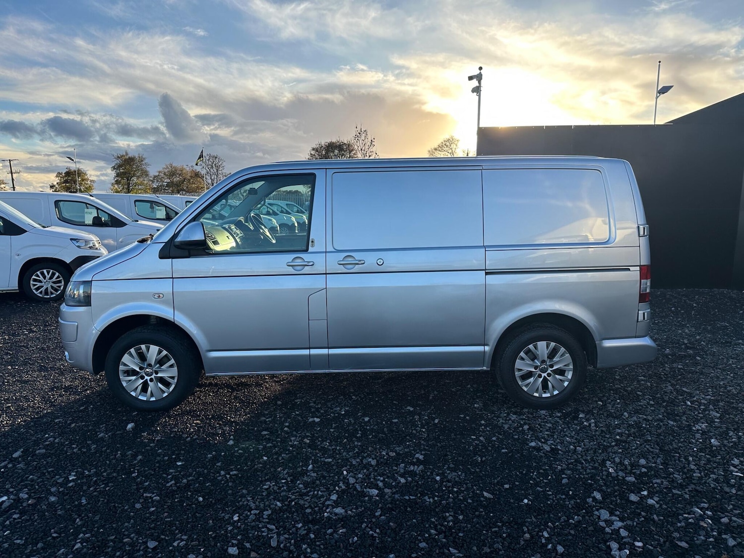 Used Volkswagen Transporter 2015 for sale - 76538196: Photo 5