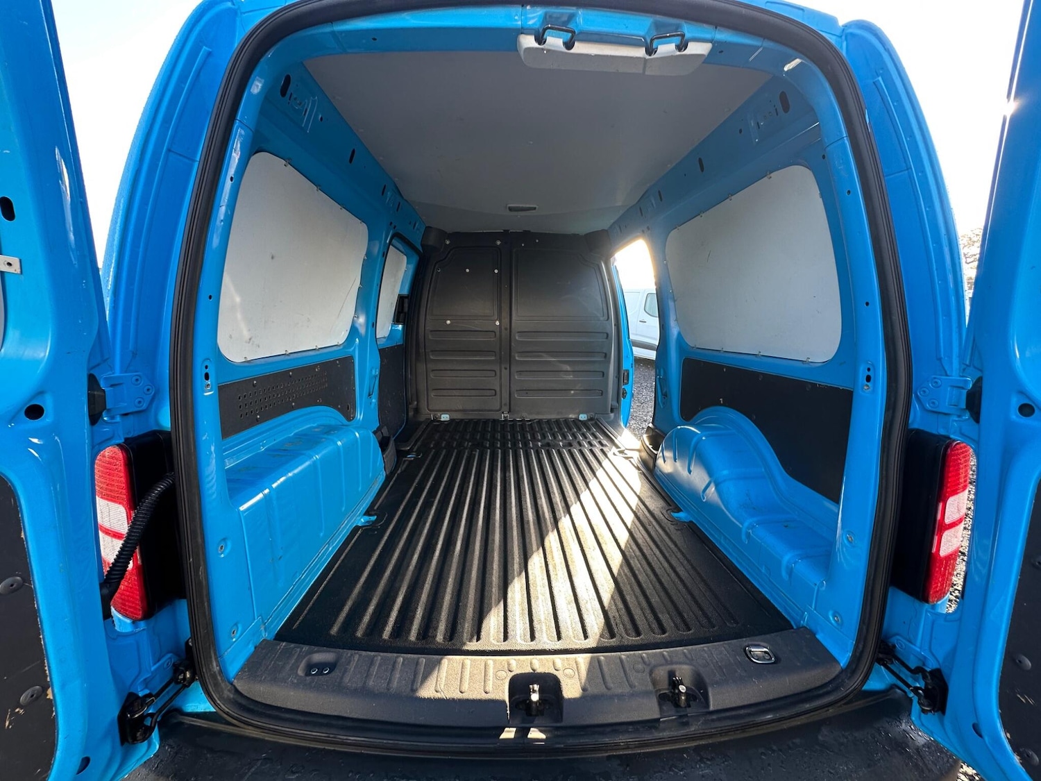 Used Volkswagen Caddy 2015 for sale - 78007685: Photo 19