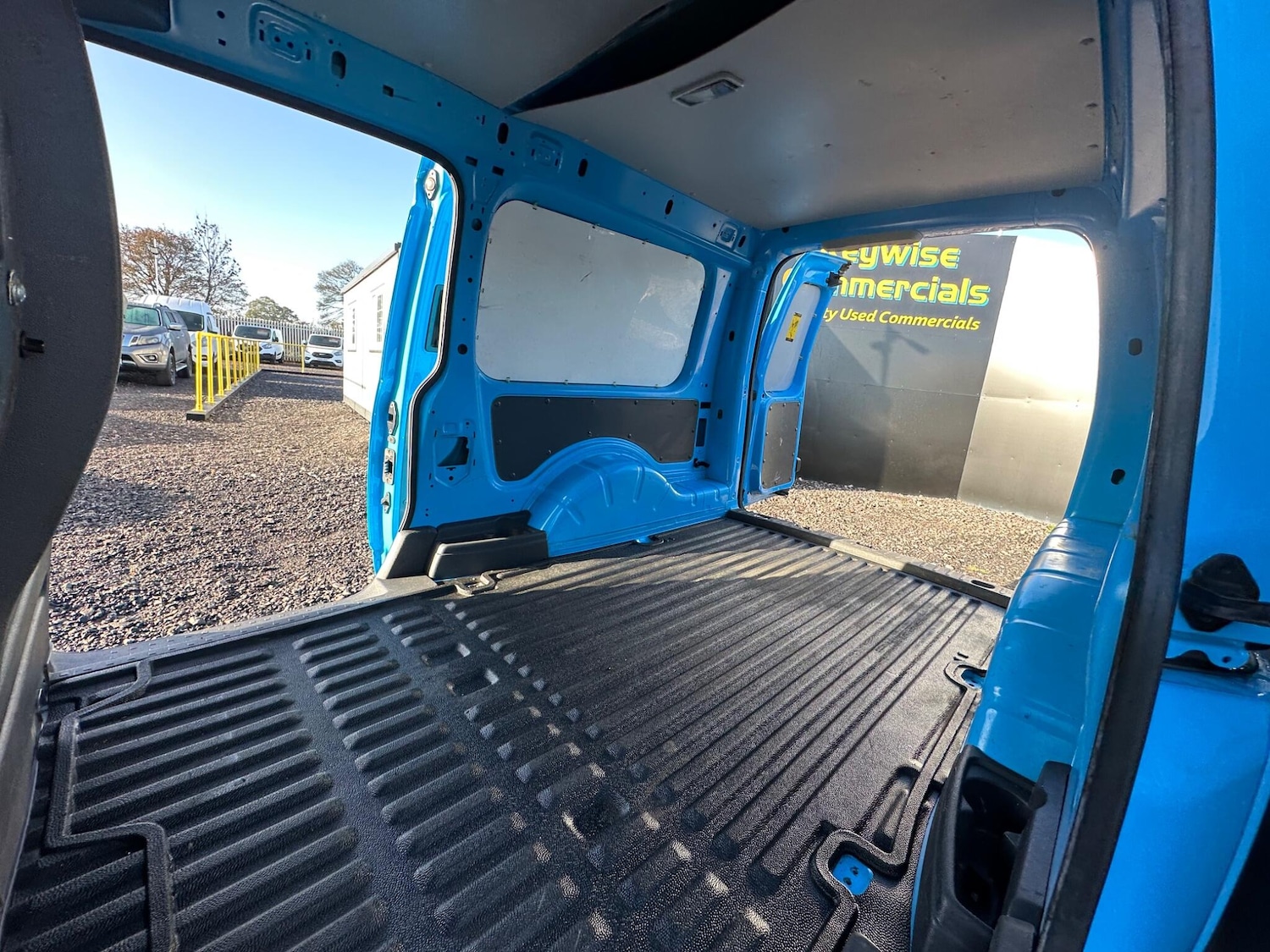 Used Volkswagen Caddy 2015 for sale - 78007685: Photo 21