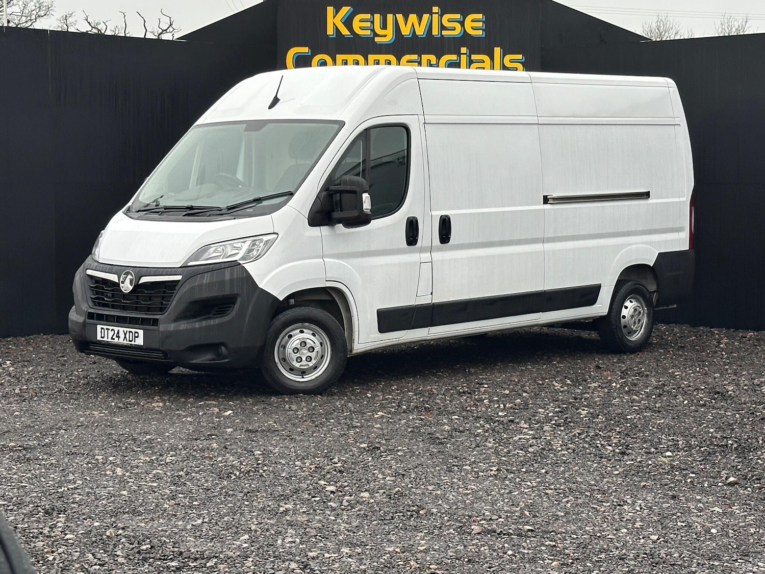 Used Vauxhall Movano 2024 for sale - 76975588: Photo 1