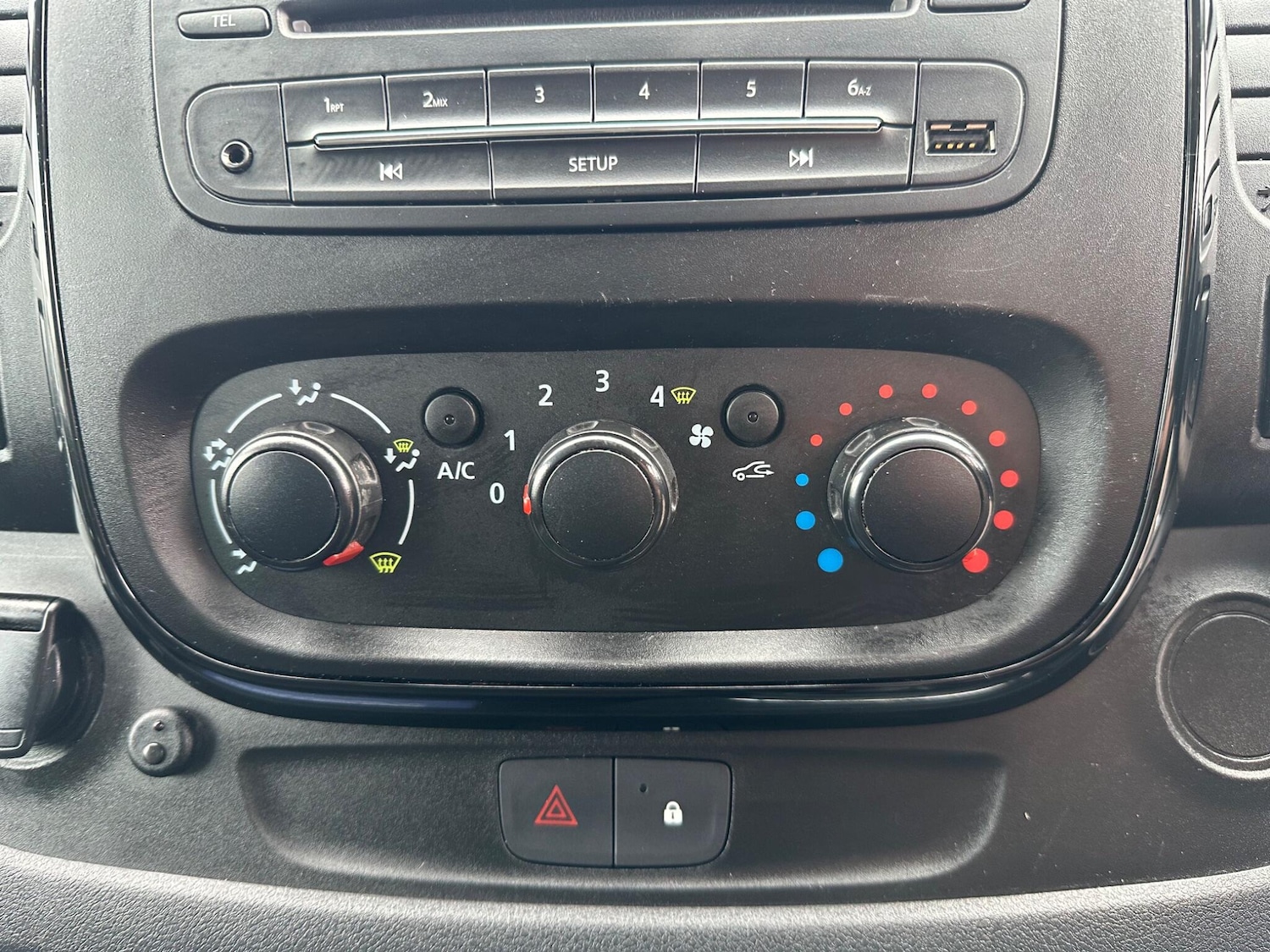 Used Vauxhall Vivaro 2019 for sale - 76306947: Photo 24