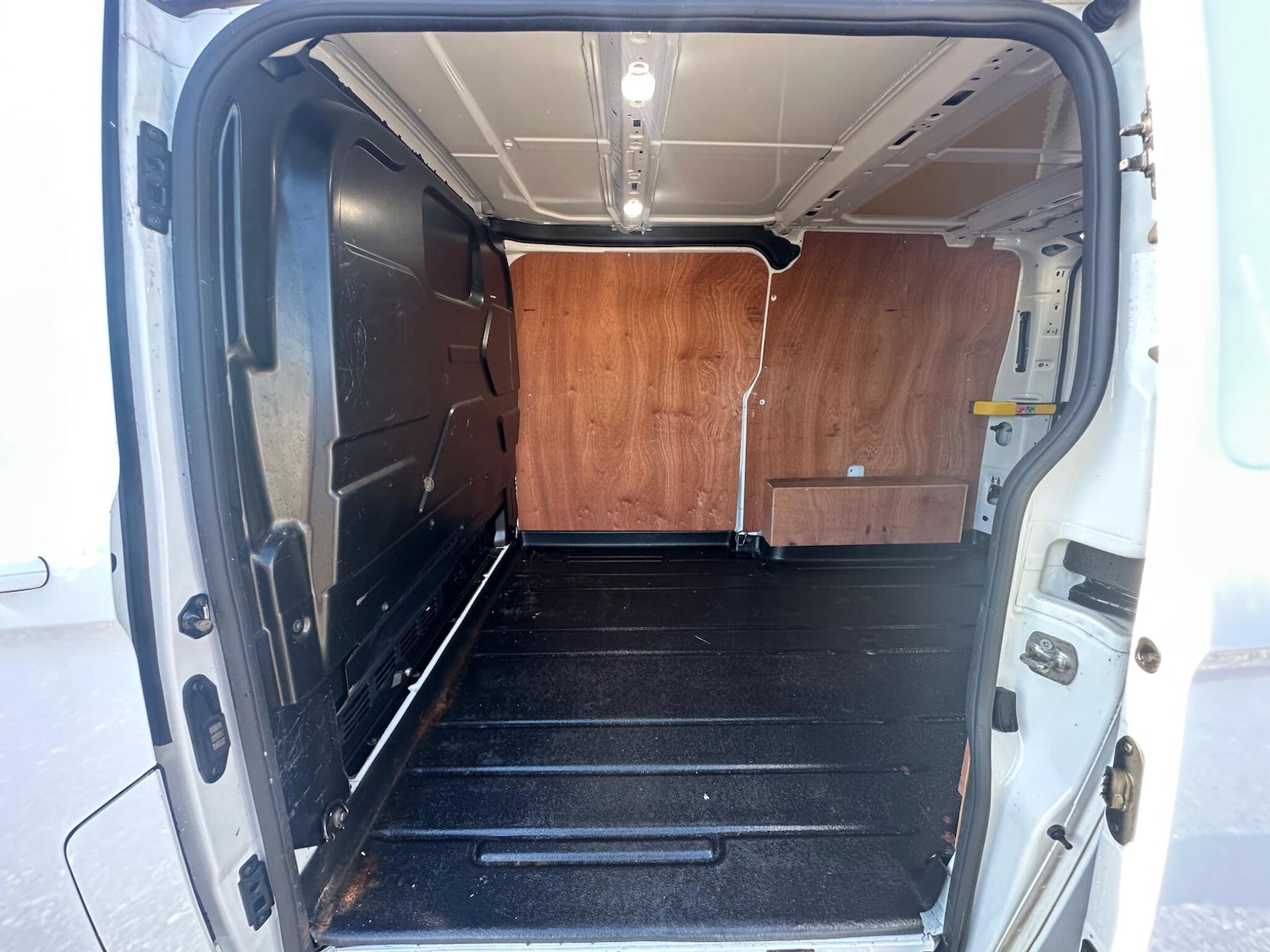 Used Ford Transit Custom 2022 for sale - 76990221: Photo 29