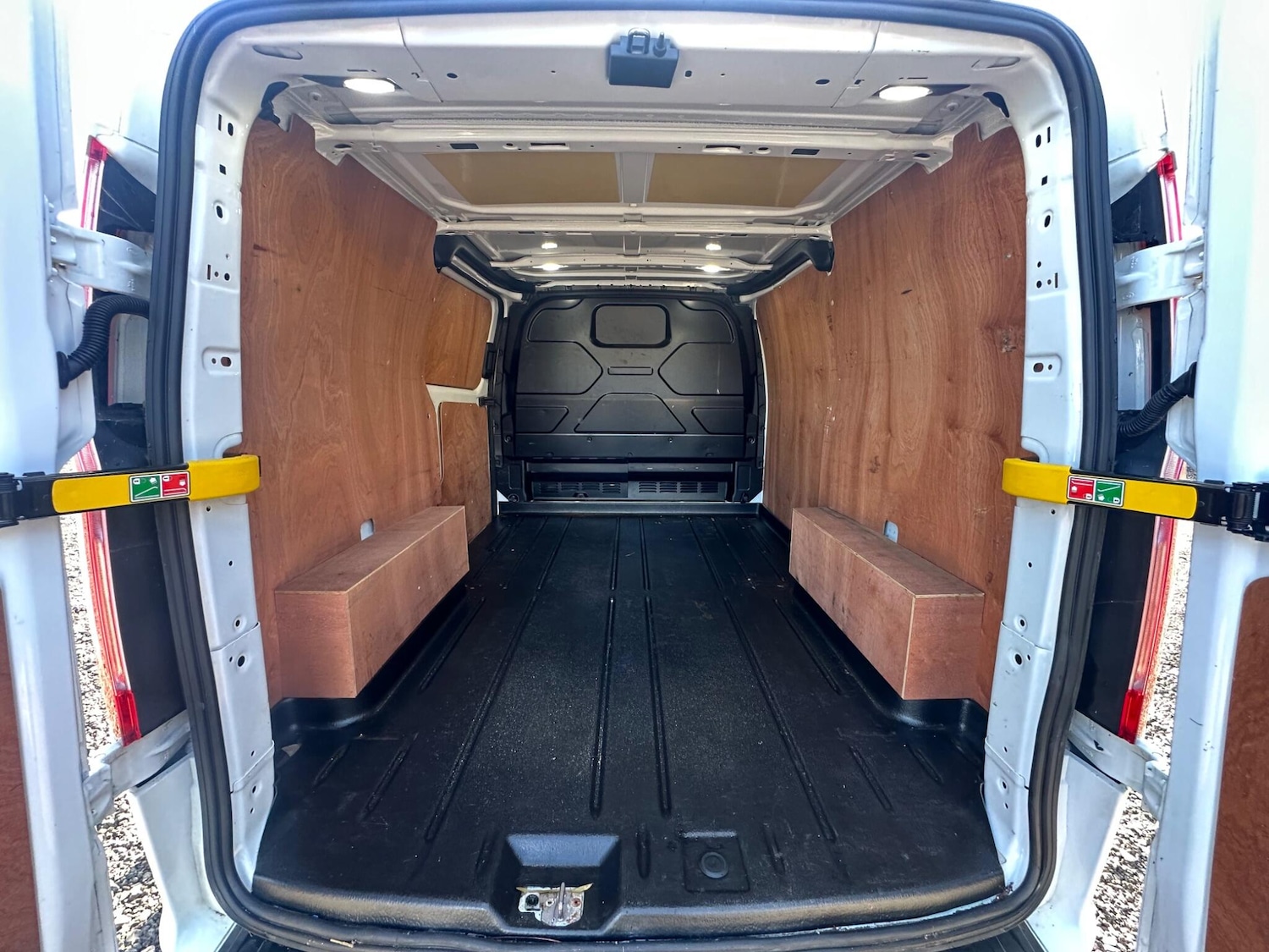 Used Ford Transit Custom 2022 for sale - 76990221: Photo 31