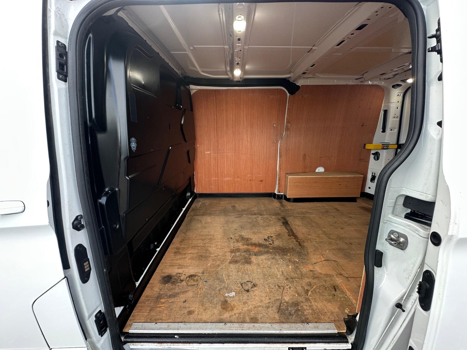 Used Ford Transit Custom 2022 for sale - 76122992: Photo 16