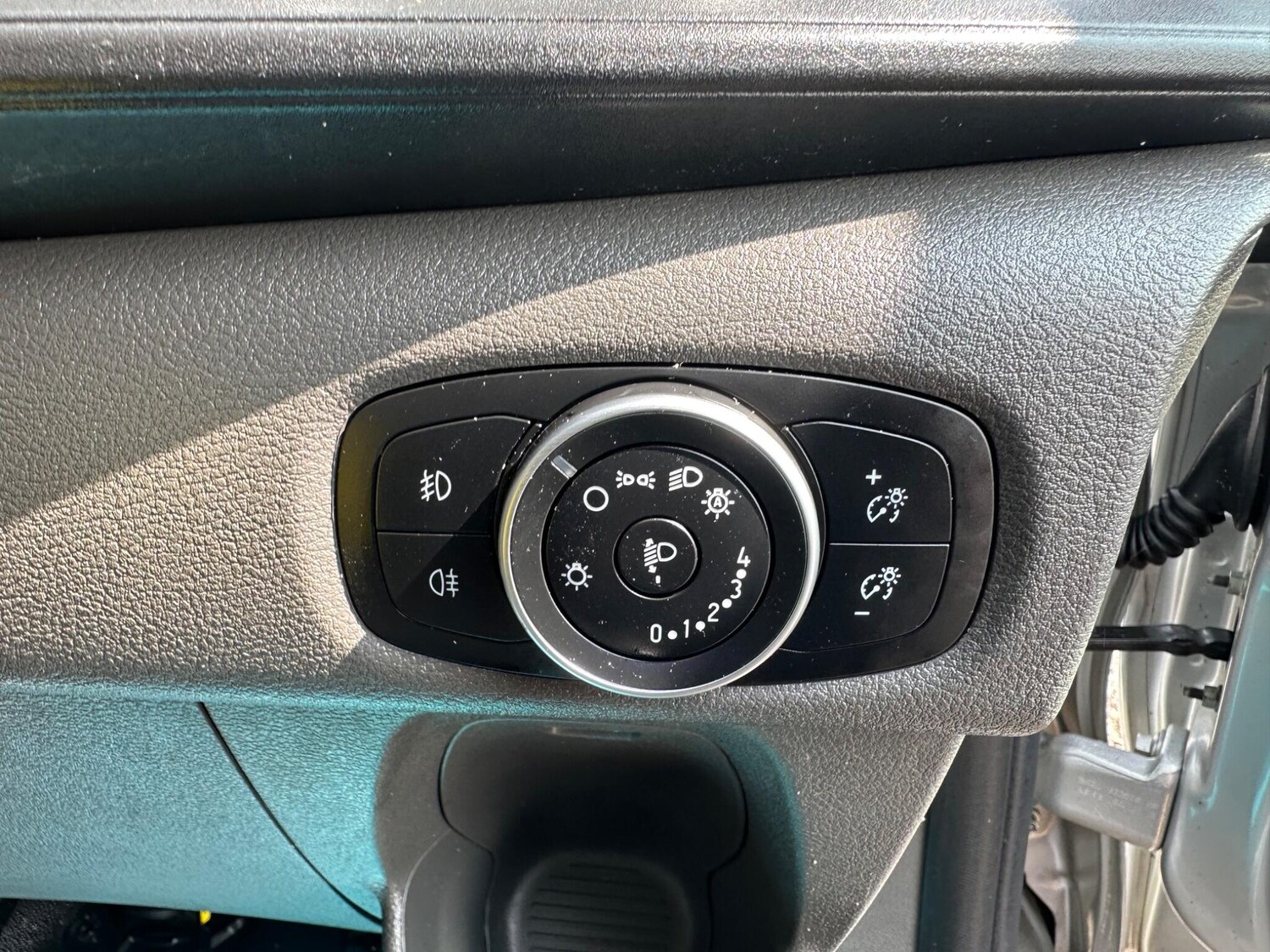 Vehicle 28